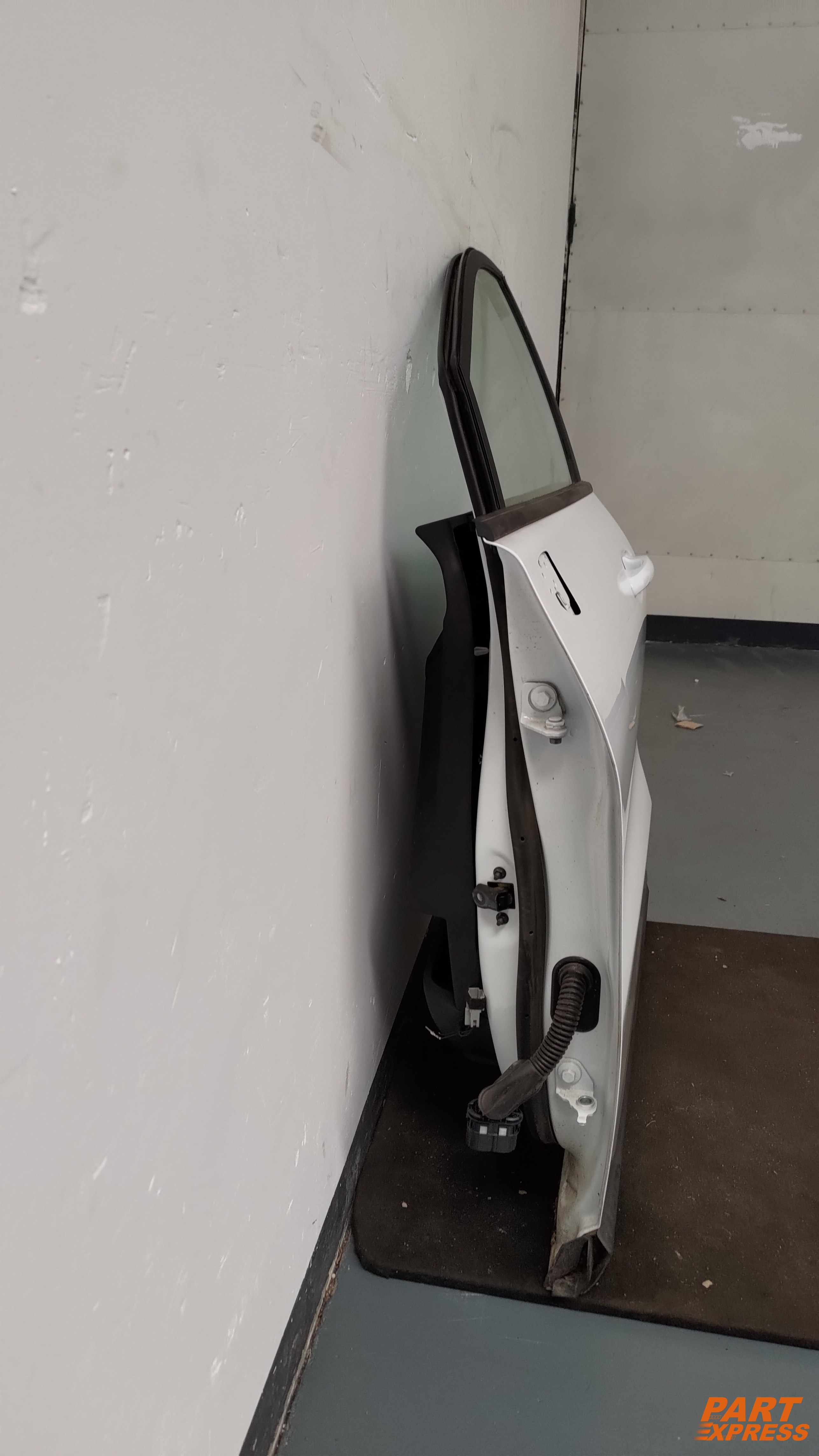Tür komplett vorne links Ford Puma Titanium J2k Mk2 Weiß Frost Weiß ab 2019 – 4