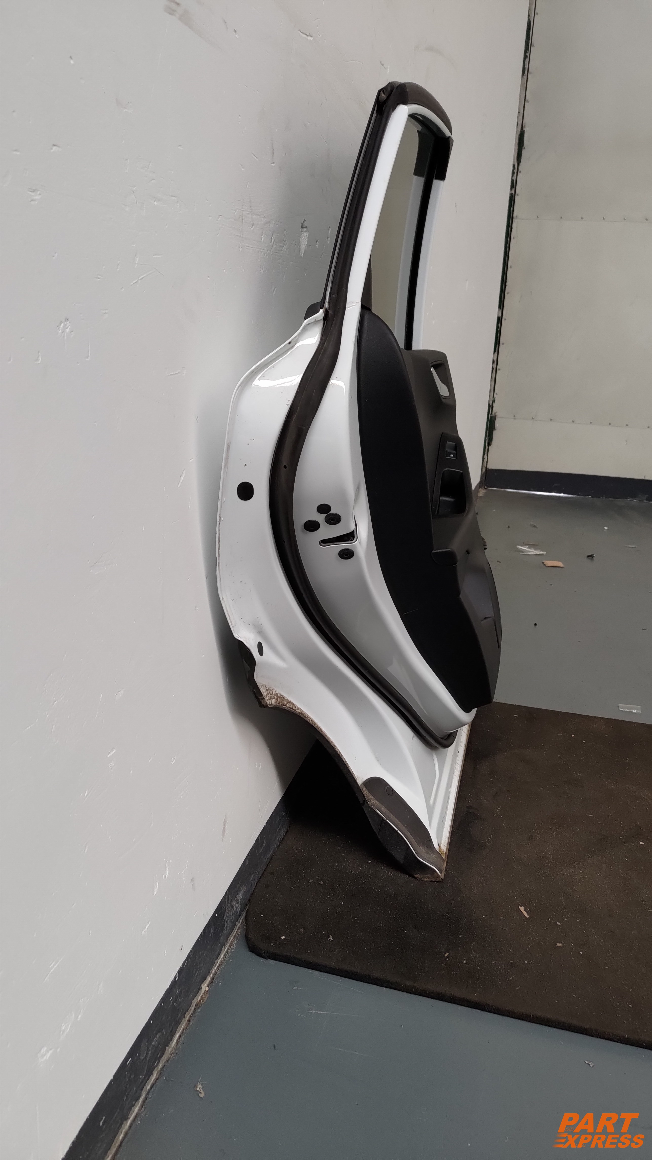 Tür komplett hinten links Ford Puma Titanium J2k Mk2 Weiß Frost Weiß ab 2019 – 3