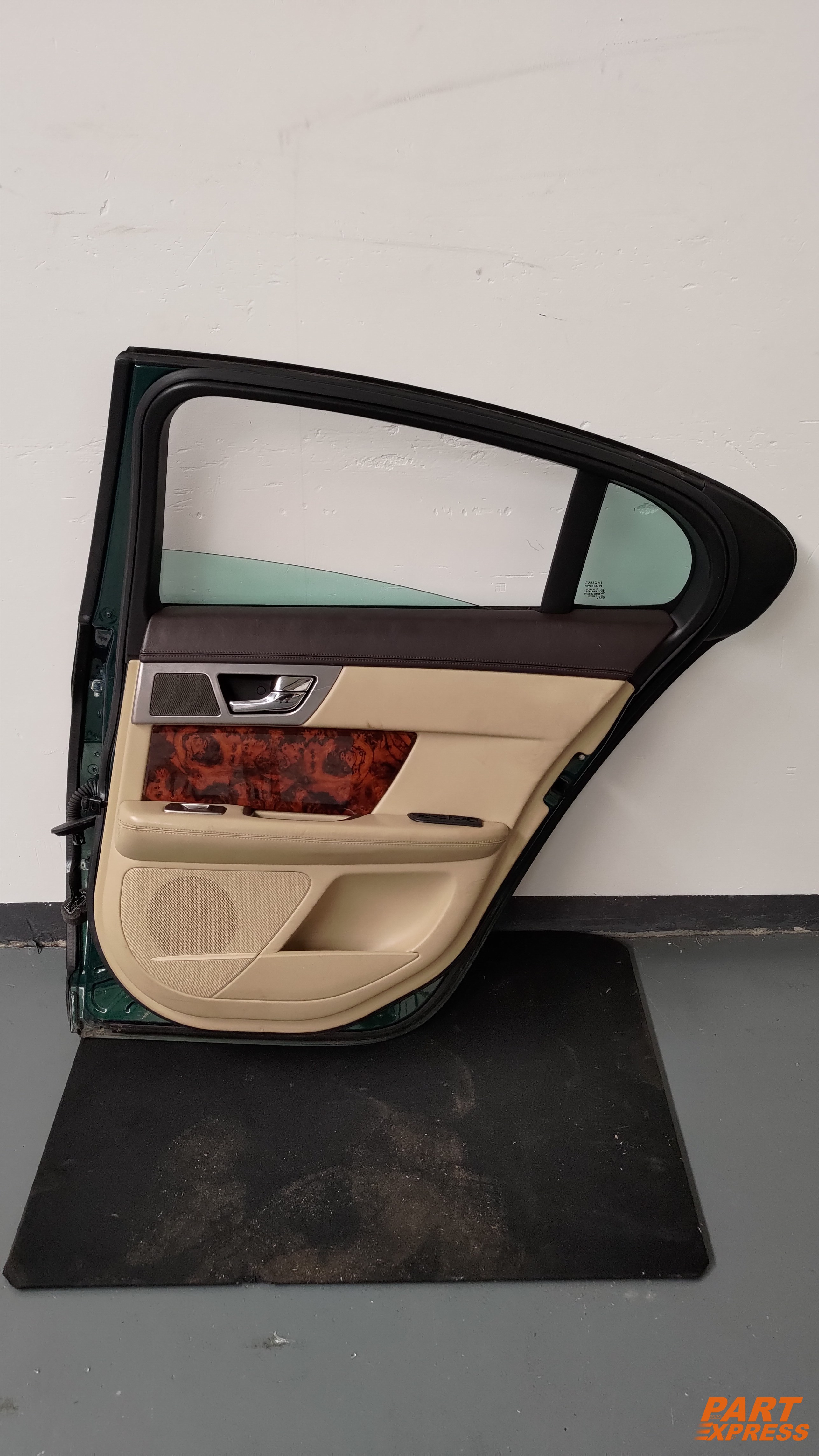 Tür komplett hinten rechts Jaguar XF X250 Grün Emerald Fire JBC2074 2007 - 2015 – 2
