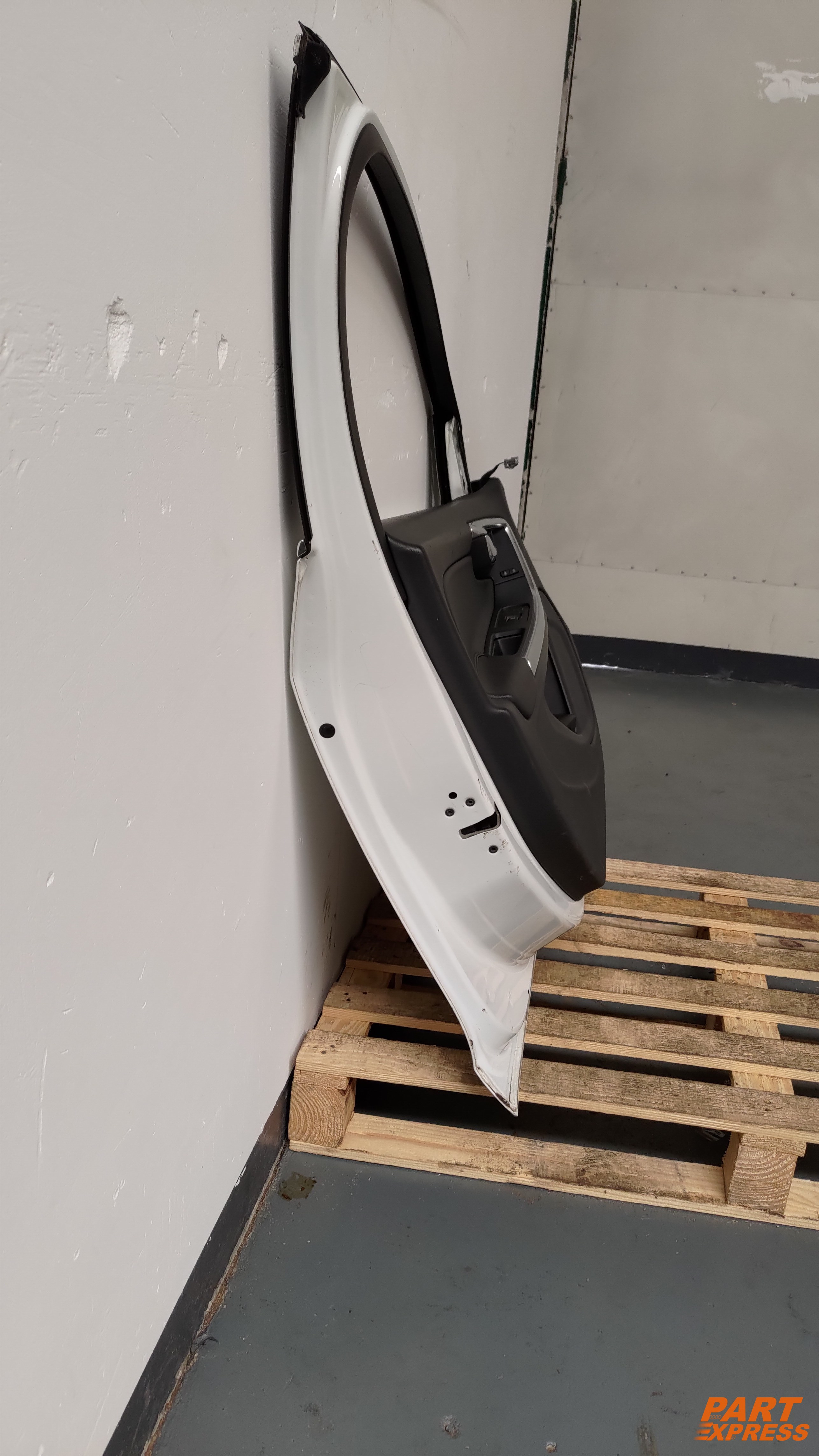 Tür komplett vorne links Volvo S60 II Weiß 614 Ice White Solid 2010 - 2018 – 8