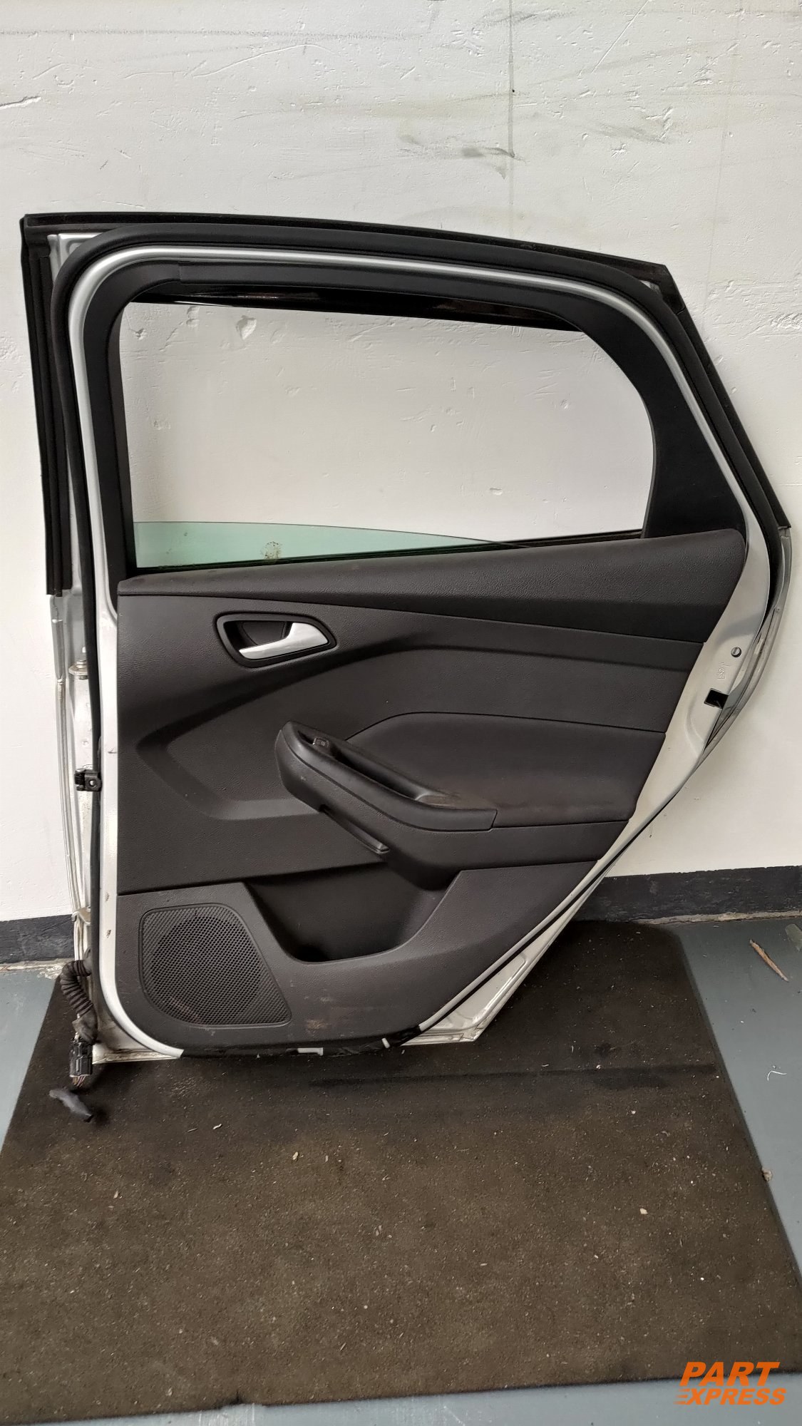Tür komplett hinten rechts Ford Focus MK3 Silber Polar Silber Met 2010 - 2014 – 2