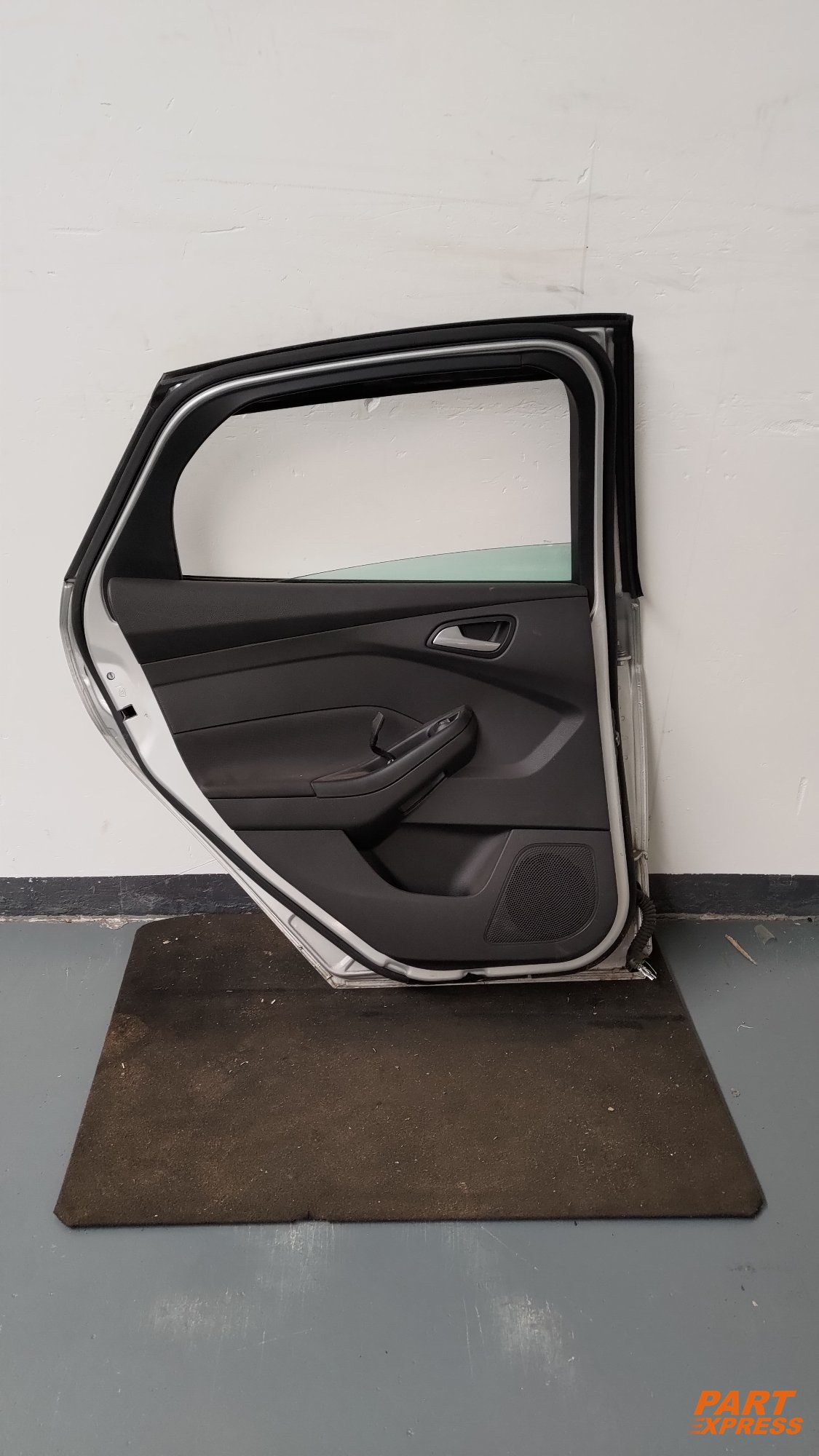 Tür komplett hinten links Ford Focus MK3 III Silber Polar Silber Met 2010 - 2014 – 2