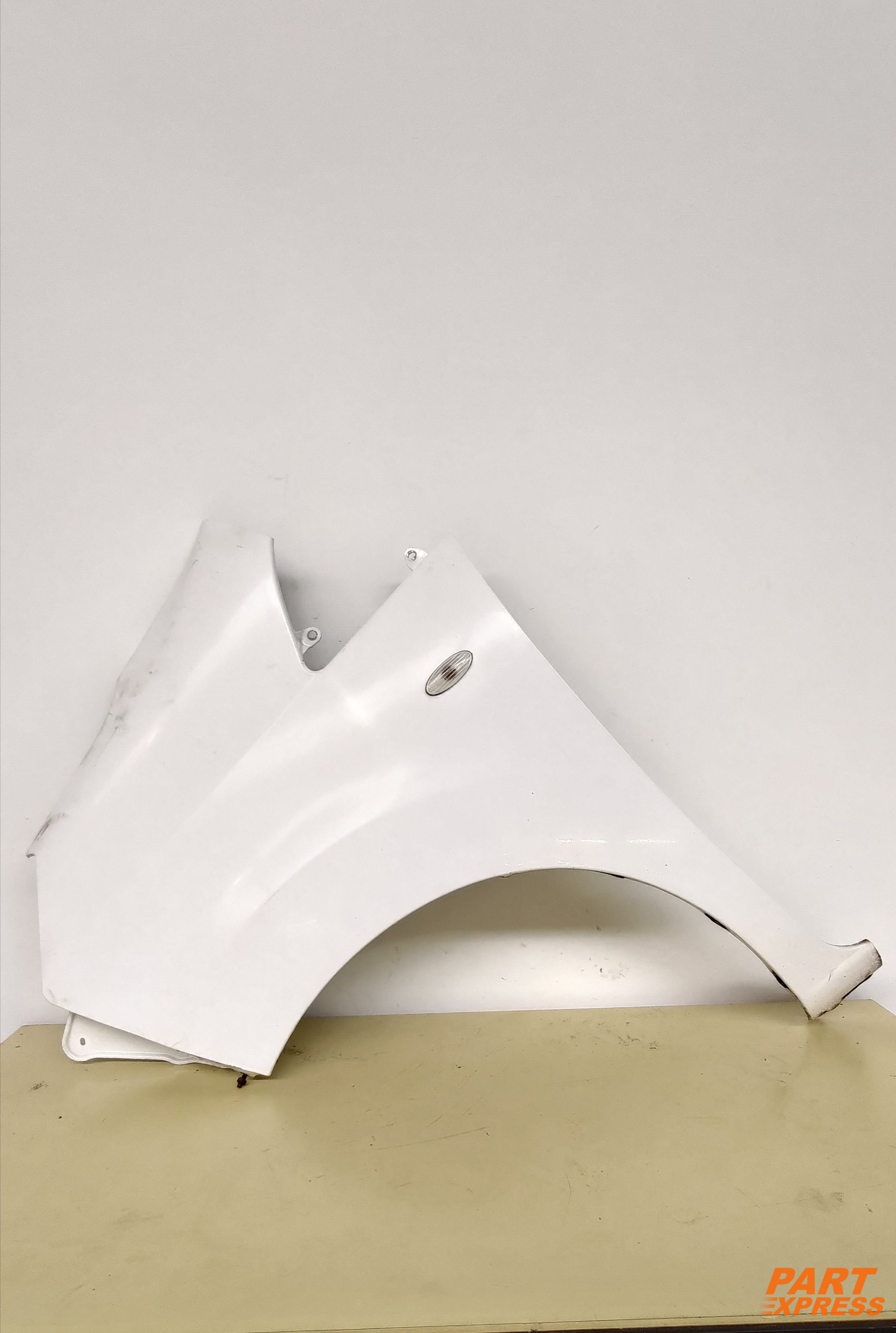 Kotflügel links Nissan NV200 SE M20 Weiß QM1 2009 - 2021