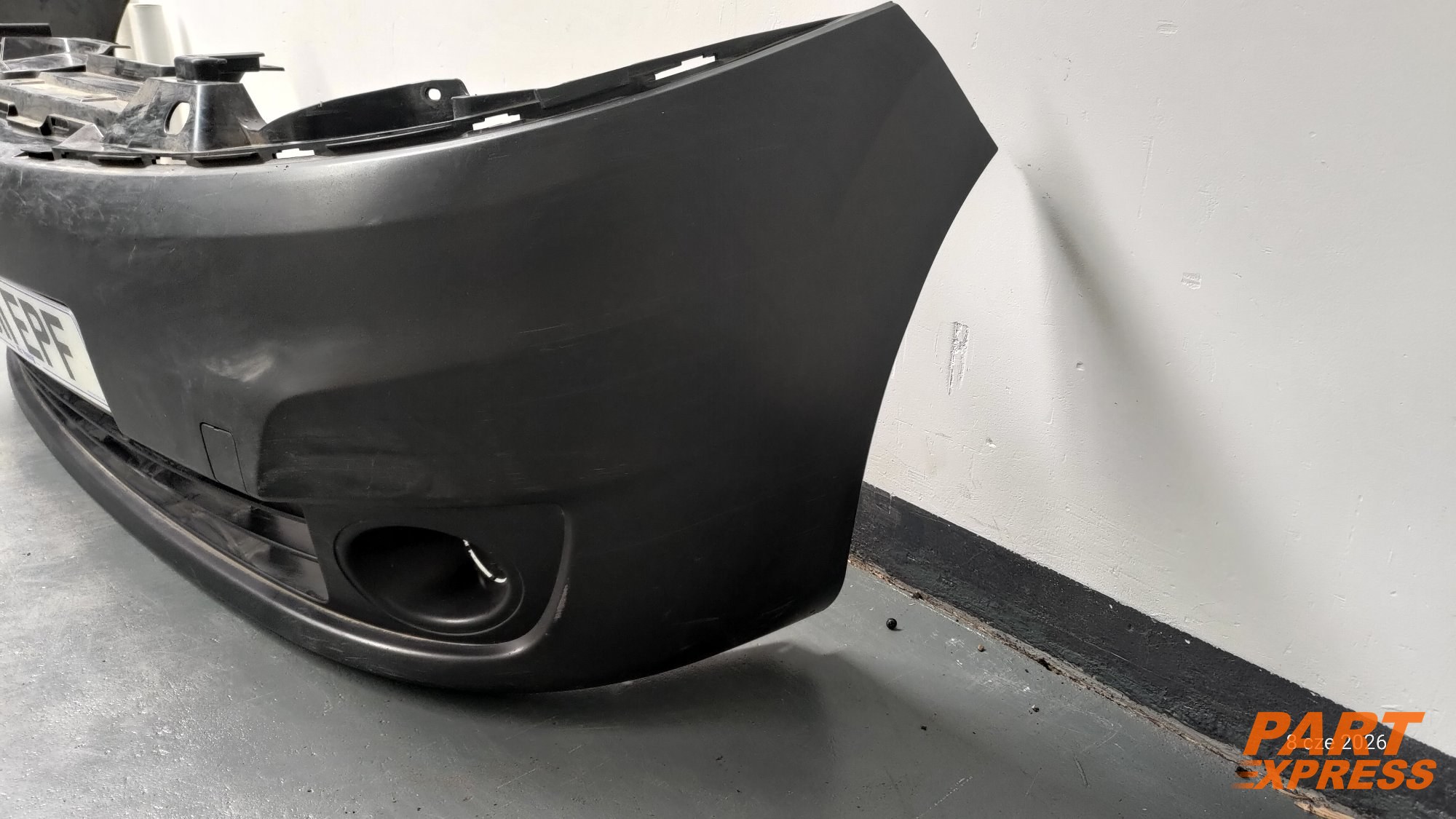 Stoßstange komplett vorne Nissan NV200 SE M20 Weiß QM1 2009 - 2021 – 2