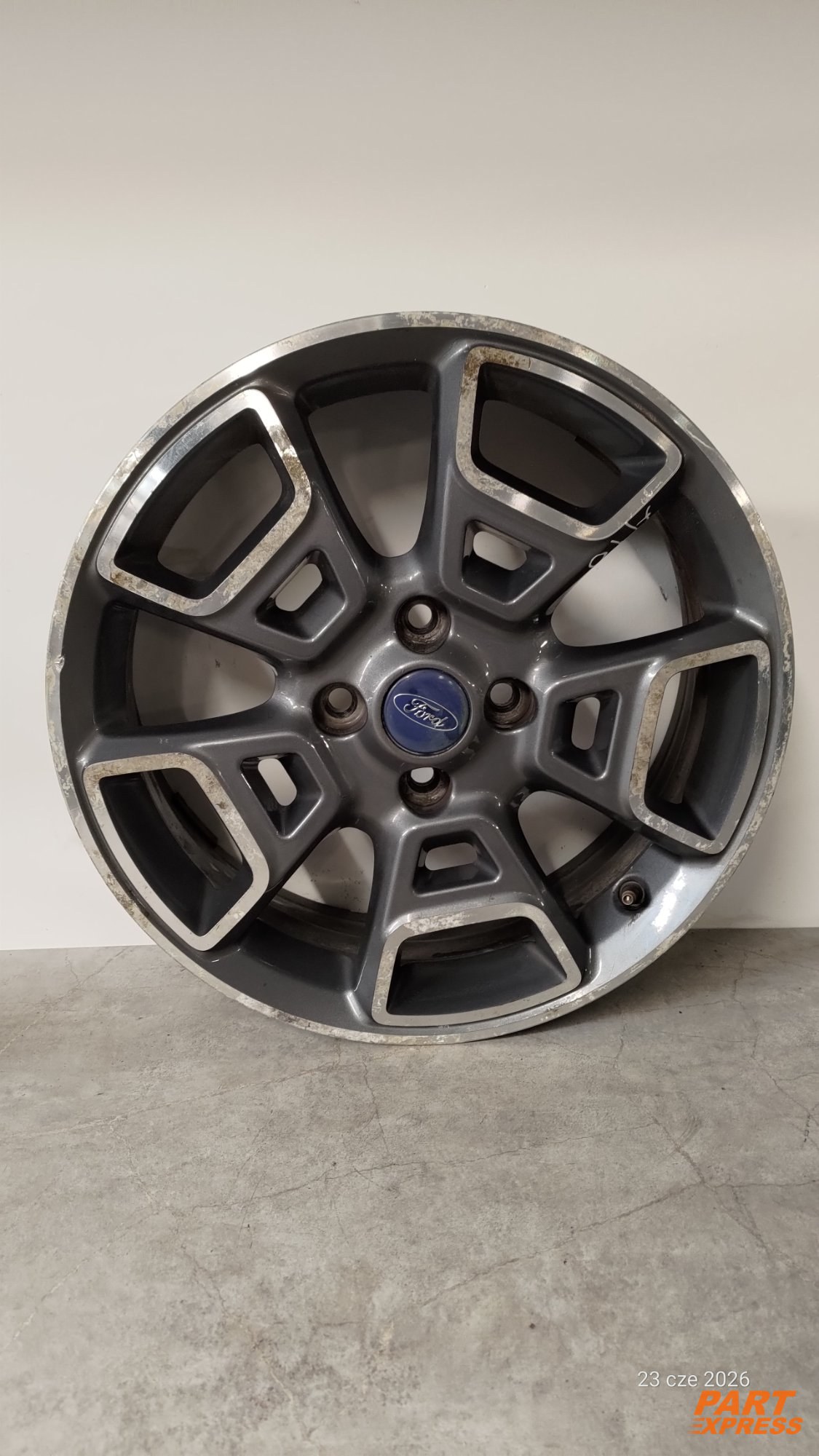 17 Zoll Alufelge Ford EcoSport II JK8 1x 17x6J ET37,5 mit Sensor