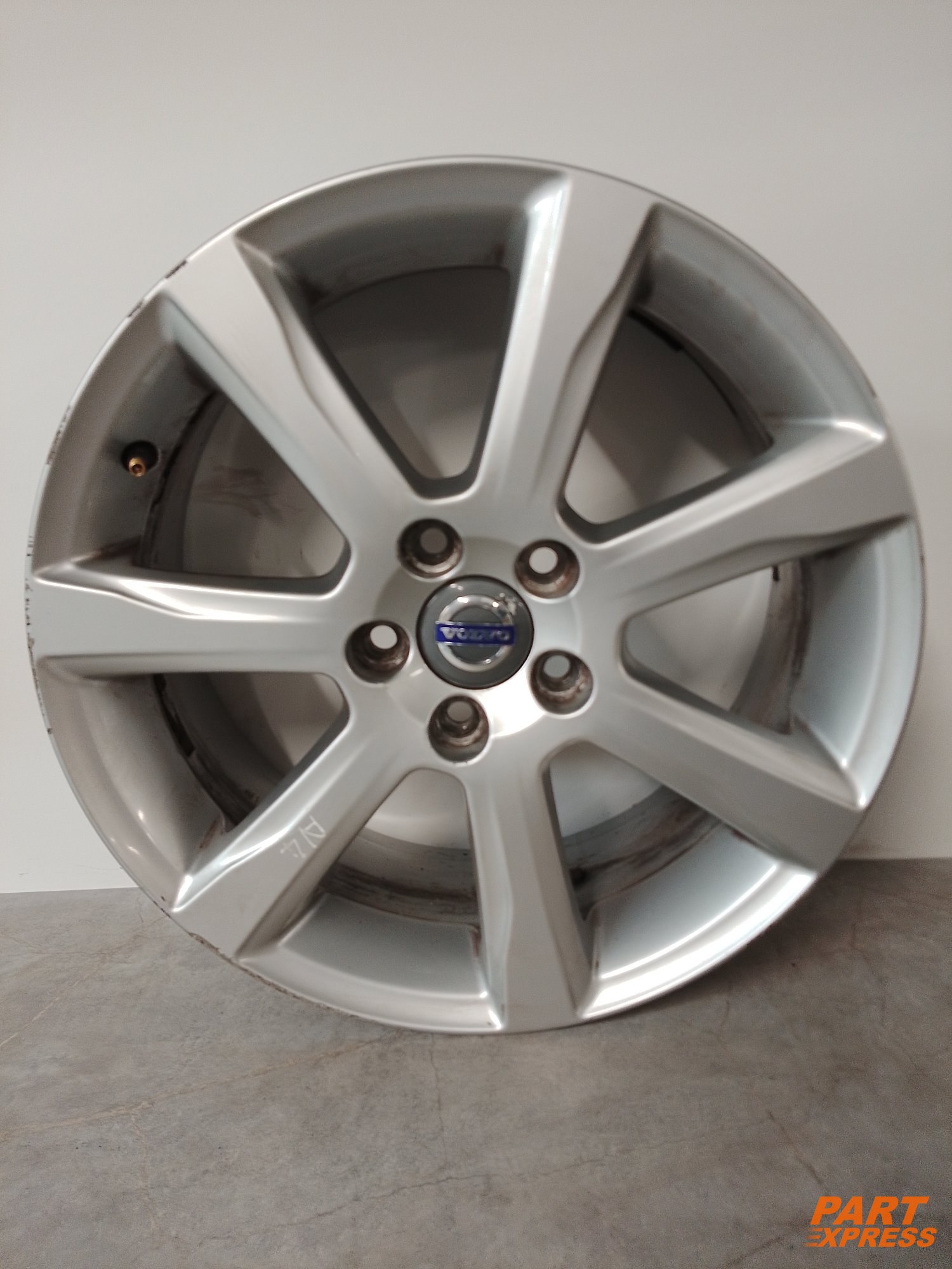 17 Zoll Alufelge Volvo V60 S60 17x7J ET50 31400029