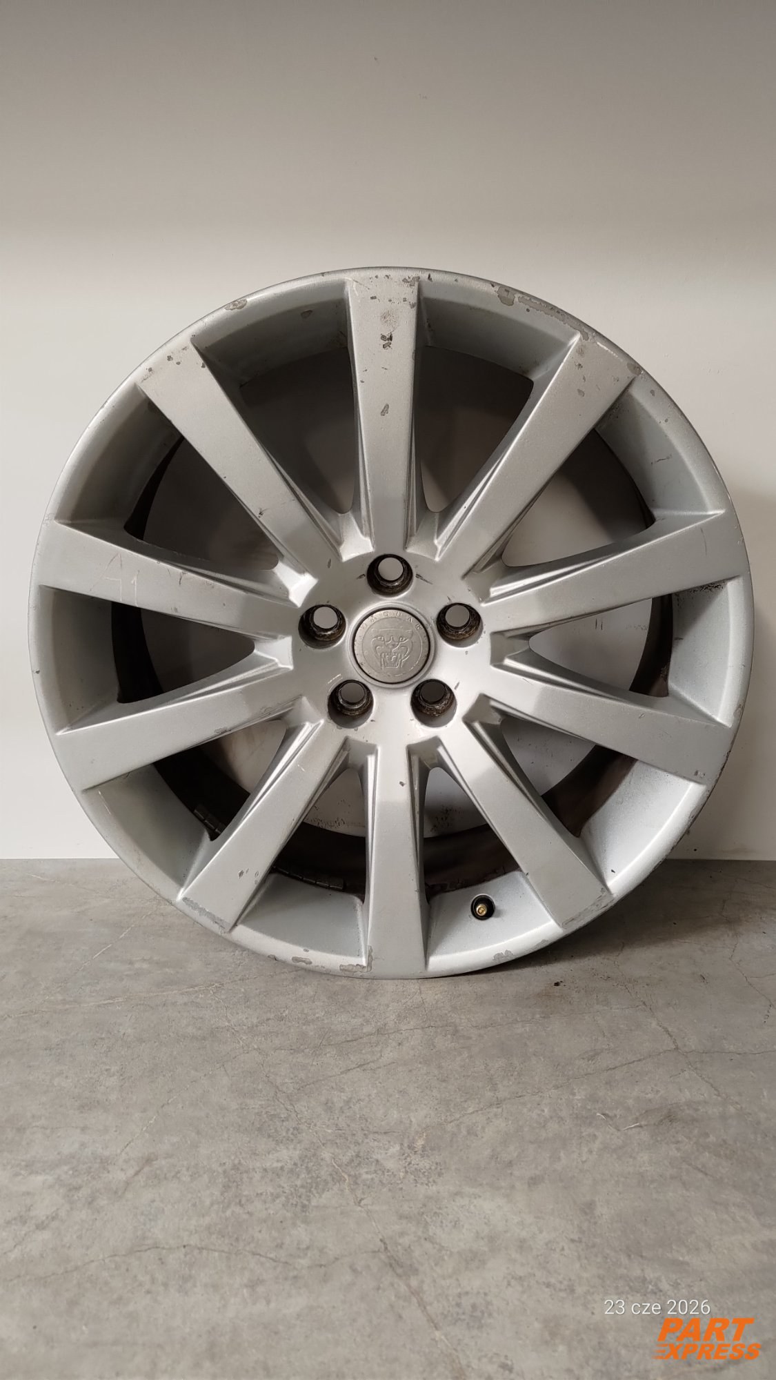19 Zoll Alufelge Jaguar XF 19x8,5J ET49 C2P12002 6W831007PA