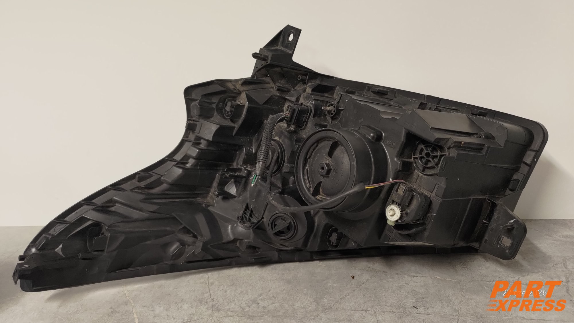 Scheinwerfer vorne links Renault Trafic Bus X82 ab 2014 – 2