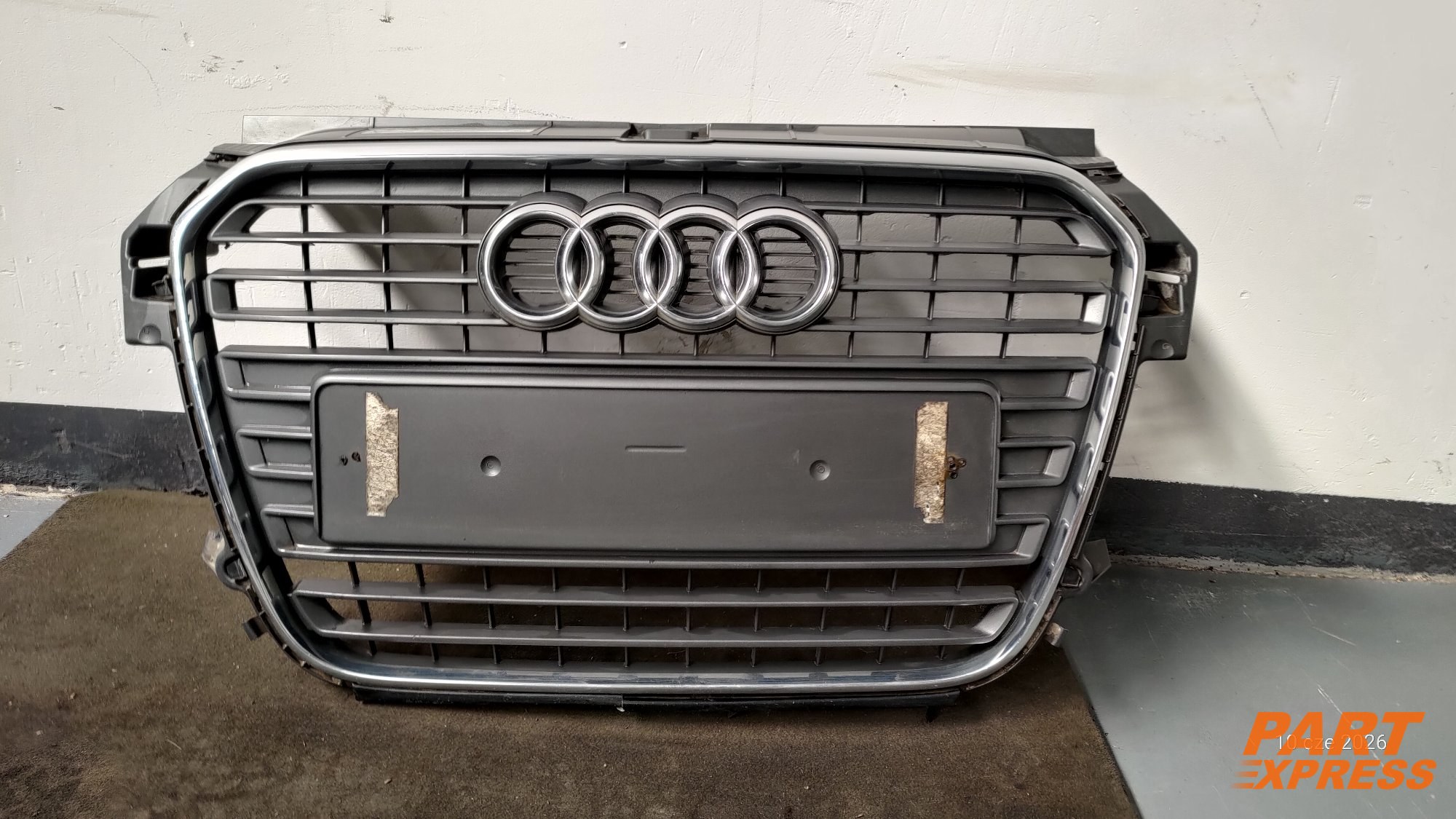 Frontgrill Kühlergrill komplett Audi A1 Sport 8X Mythosschwarz 2010 - 2018