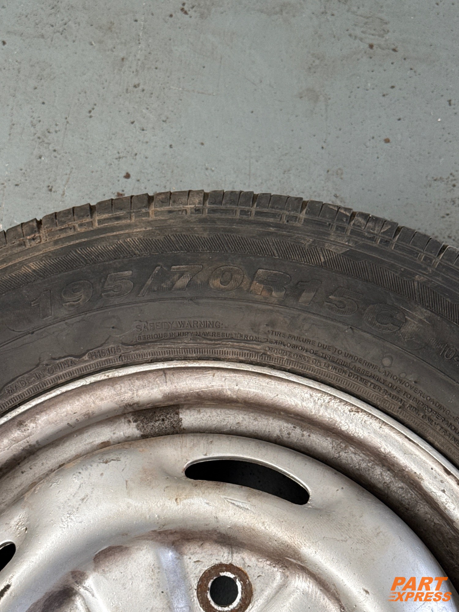 Komplettrad Ford Transit FA 195/70 R15 – 2