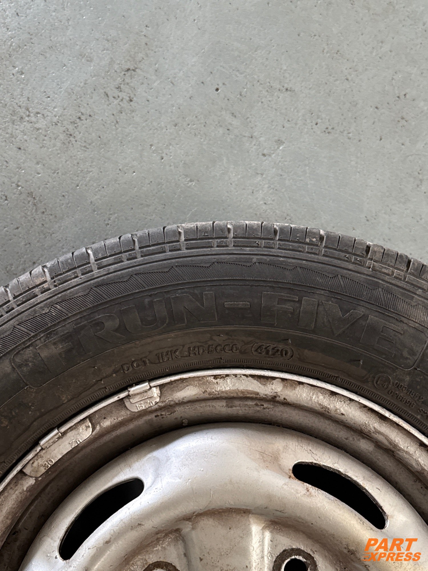 Komplettrad Ford Transit FA 195/70 R15 – 3