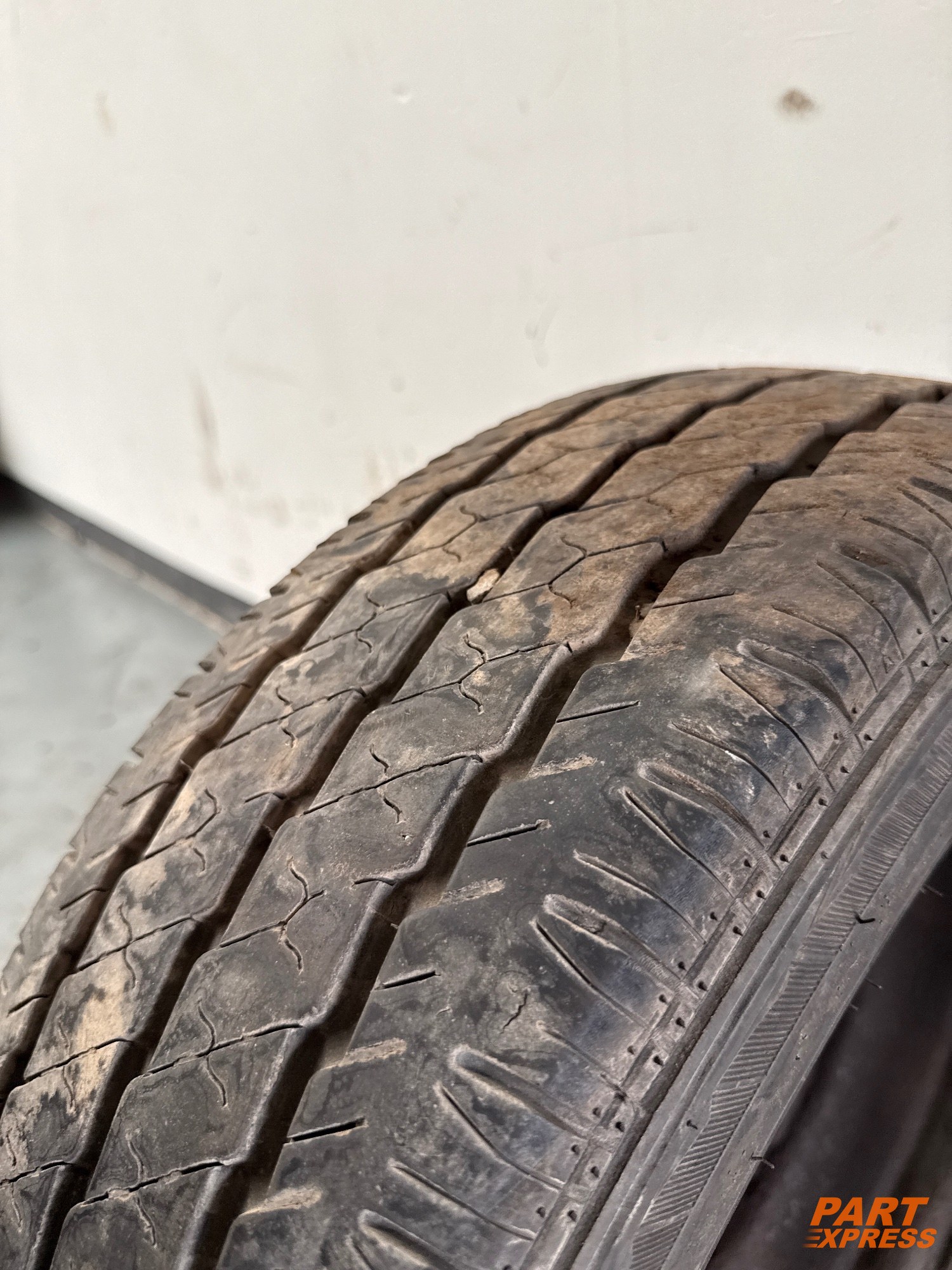 Komplettrad Ford Transit FA 195/70 R15 – 6