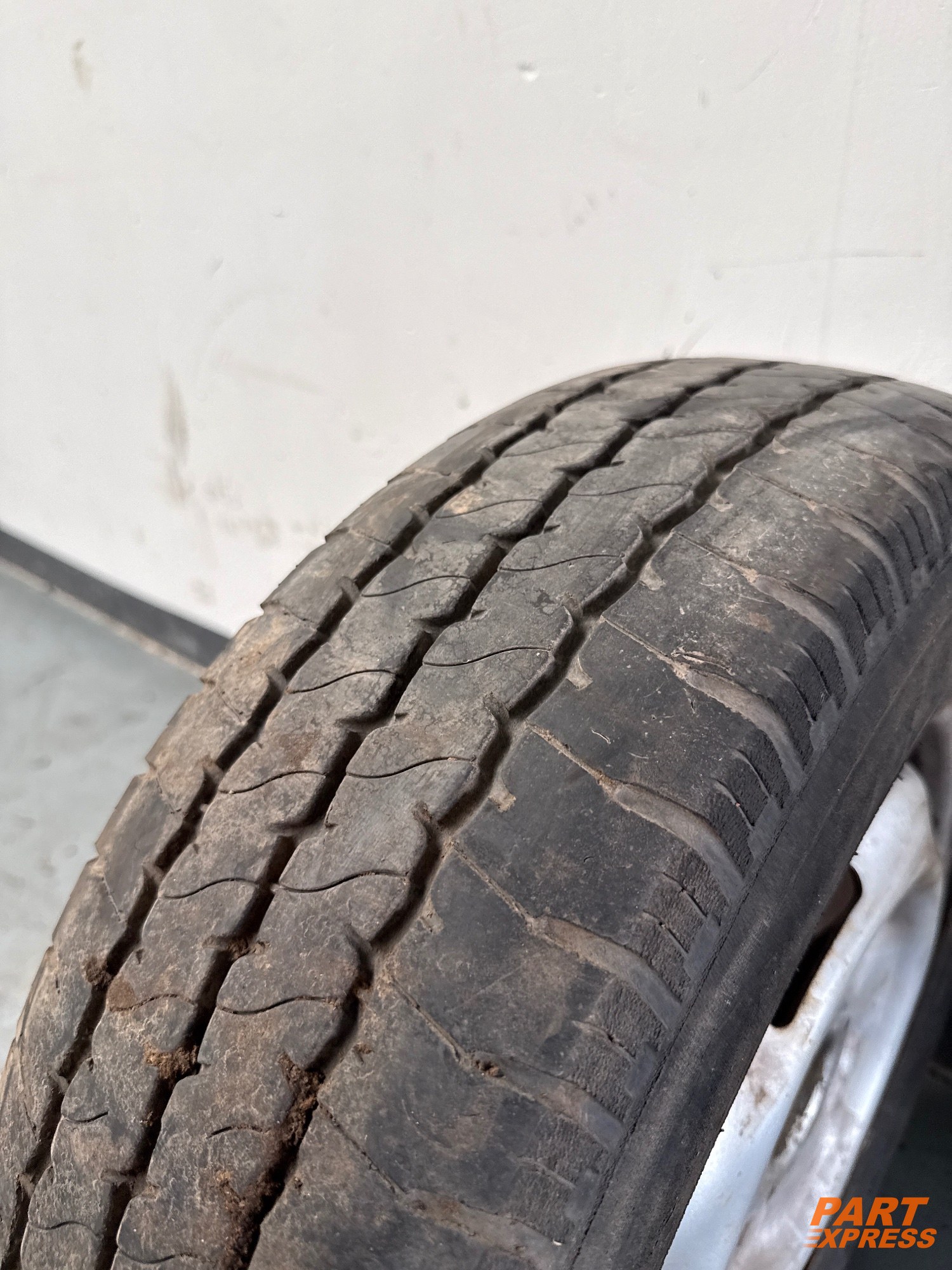 Komplettrad Ford Transit FA 195/70 R15 – 6