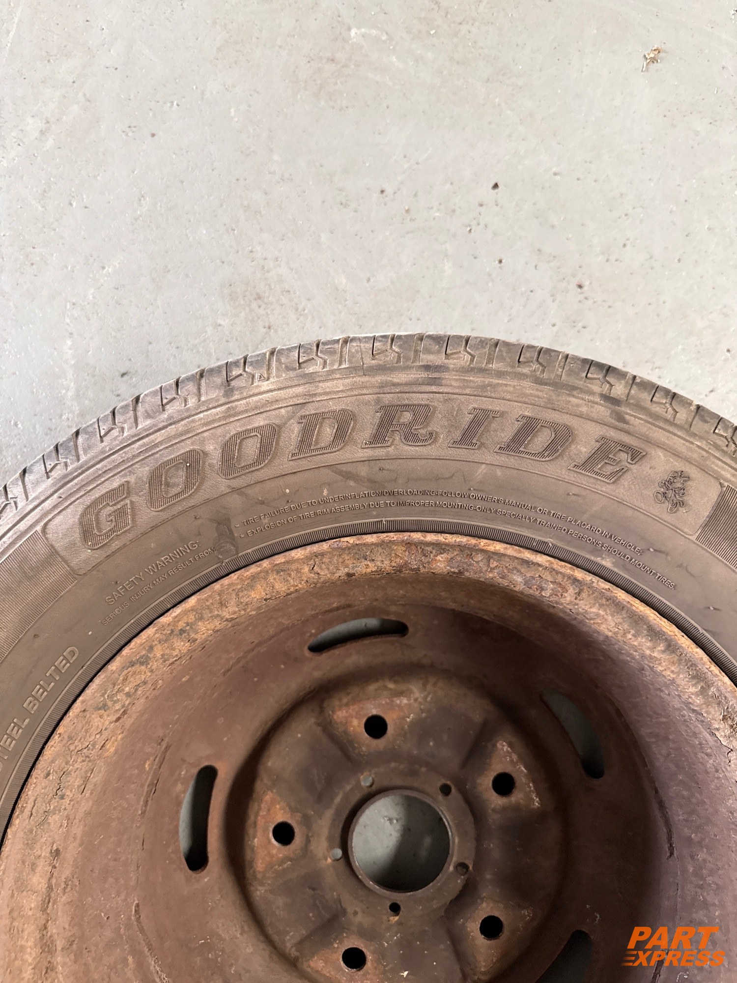 Komplettrad Ford Transit FA 195/70 R15 – 3