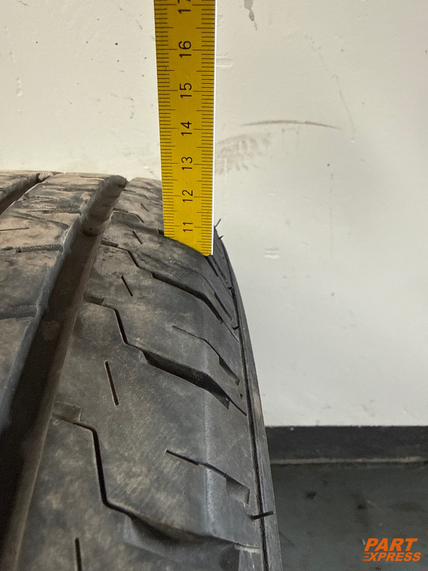 Komplettrad Nissan NV200 175/70 R14 ab 2014 – 7