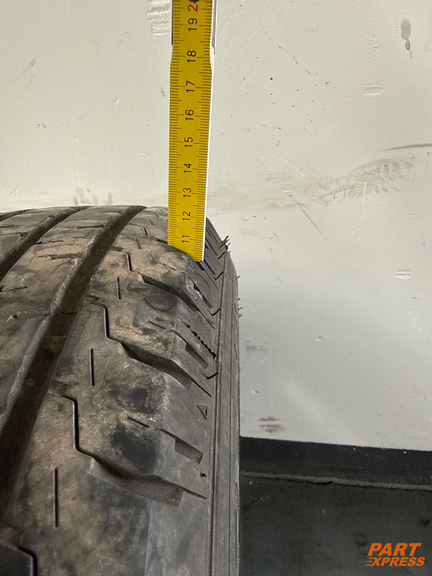 Komplettrad Nissan NV200 175/70 R14 ab 2014 – 7