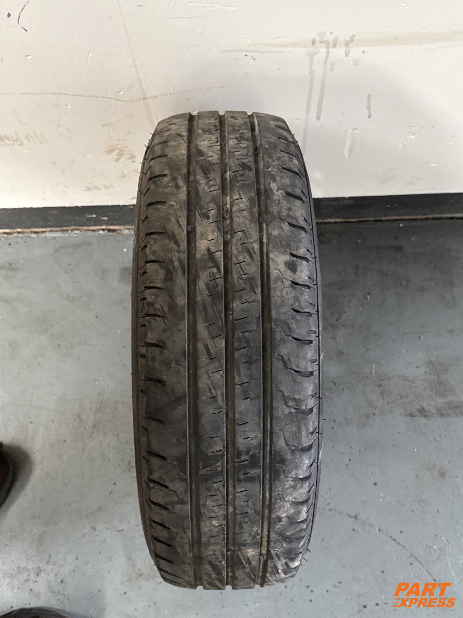 Komplettrad Nissan NV200 175/70 R14 ab 2014 – 3