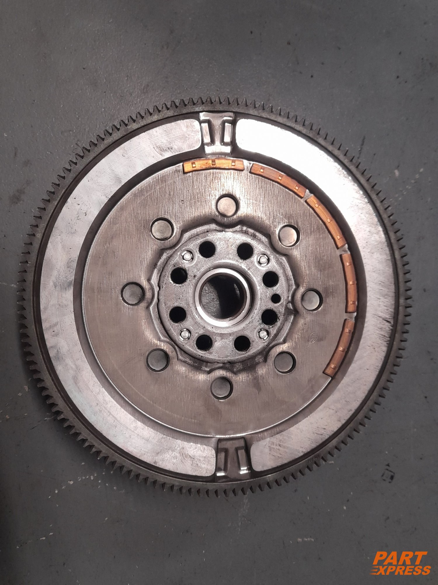 Schwungrad Zweimassenrad Renault 1.6 DCI R9M450 Trafic III Opel LUK 415079610 – 3