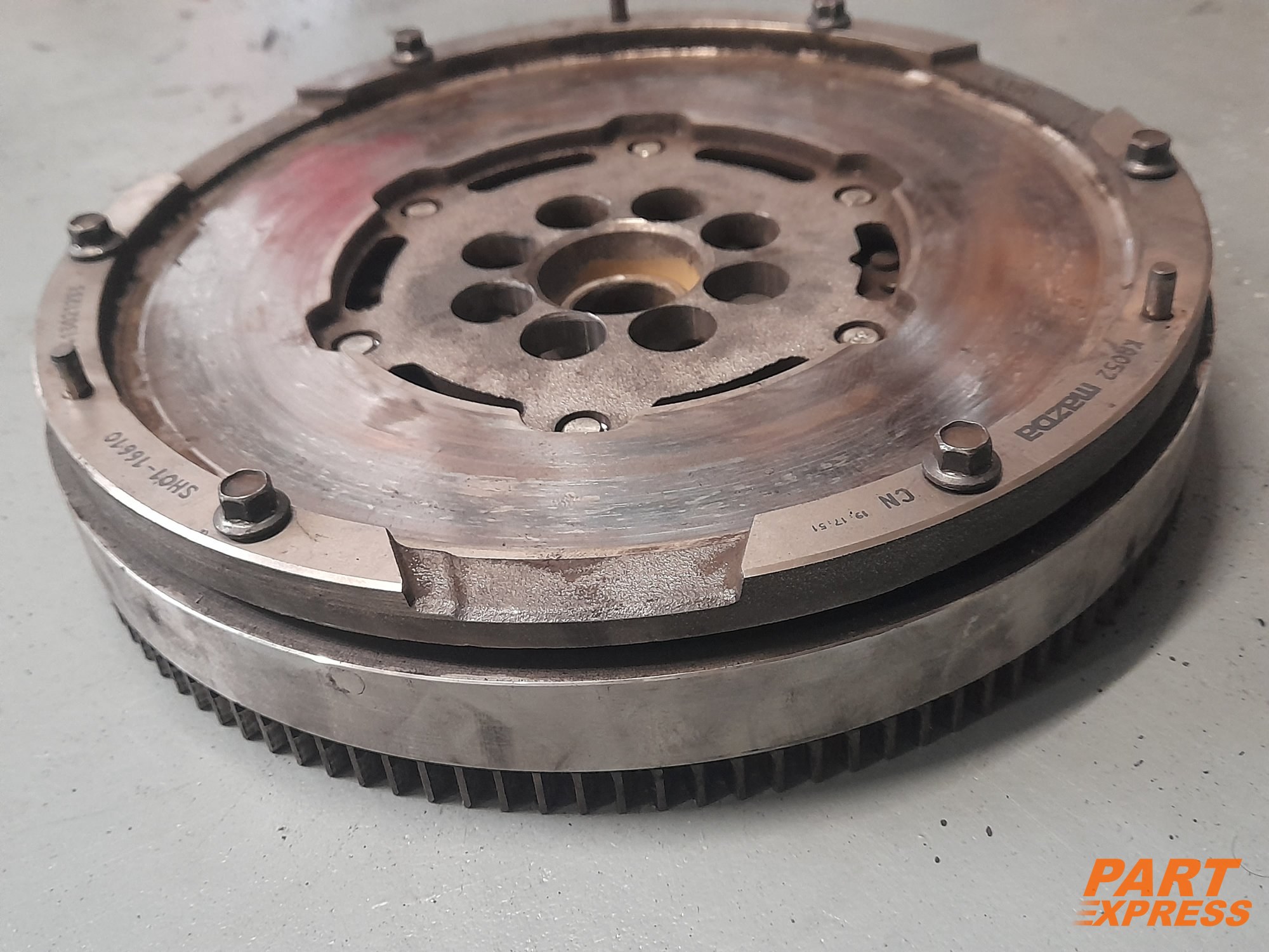 Schwungrad 6 Gang 4x4 Mazda 6 CX-5 2,2D 88TKM 110KW SH01-16610 – 2