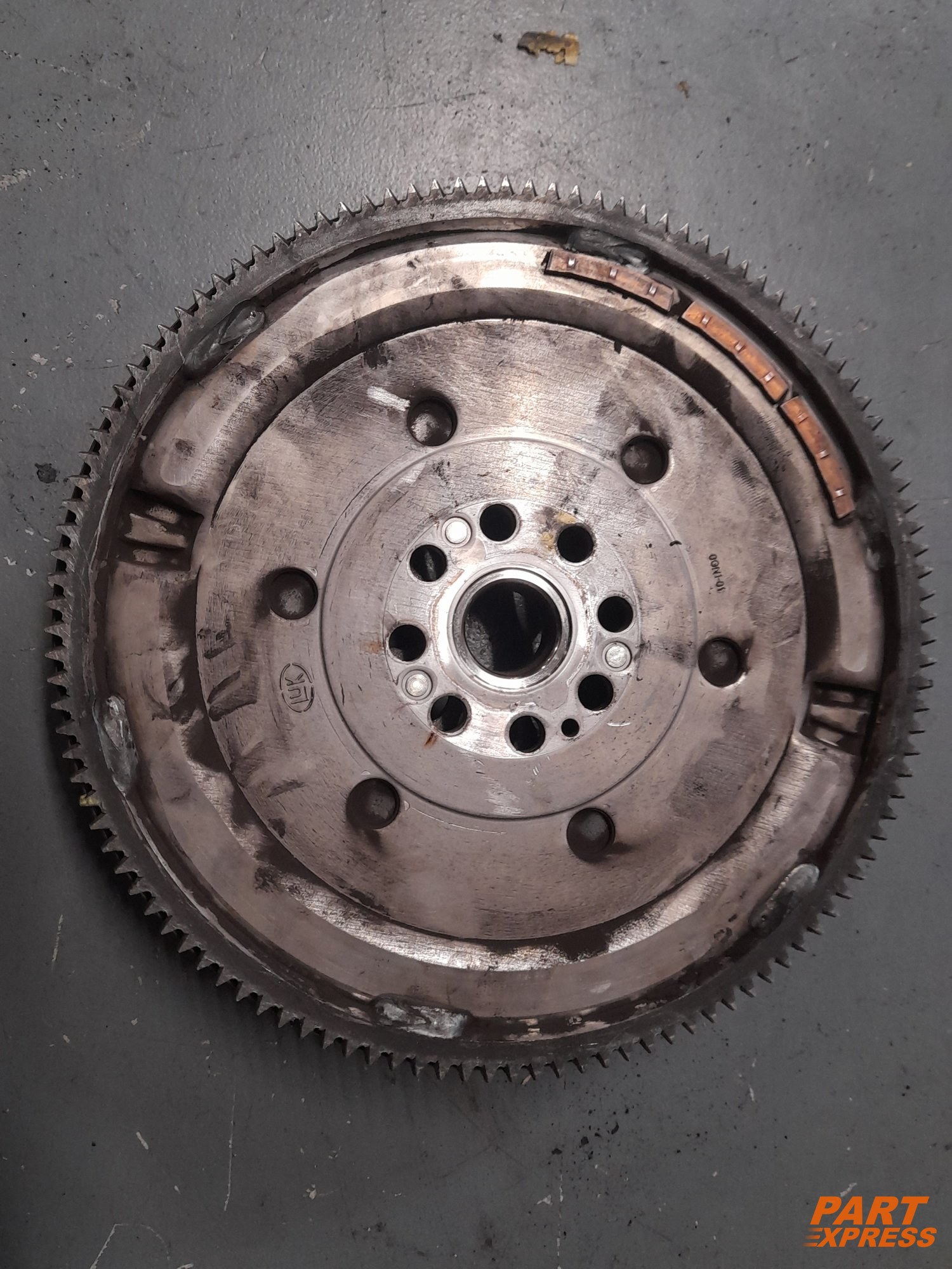 Schwungrad 6 Gang 4x4 Mazda 6 CX-5 2,2D 88TKM 110KW SH01-16610 – 4