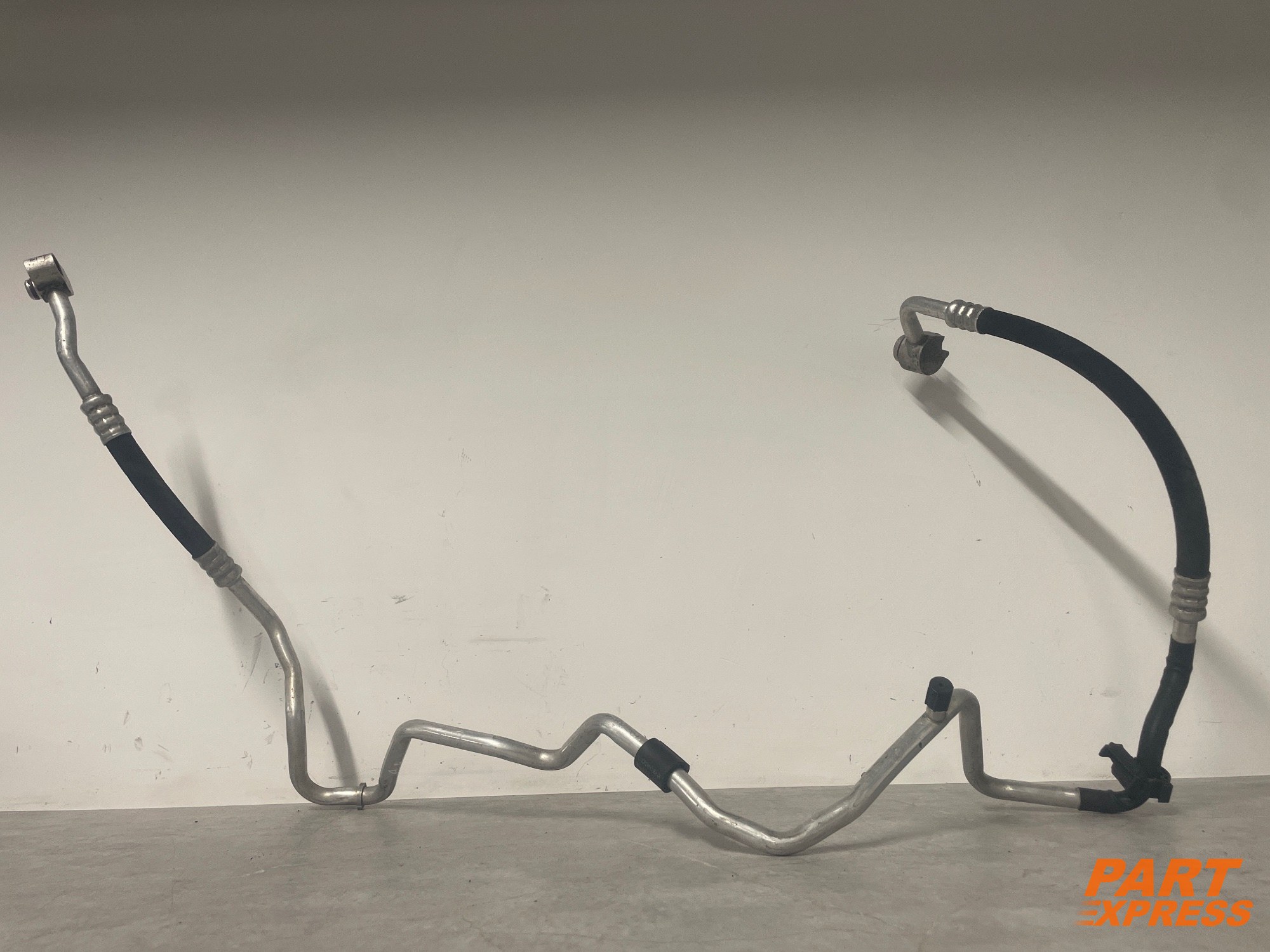 Klimaleitung 1.6l Diesel Audi Skoda VW Seat CAYC 6R2820743AF – 2