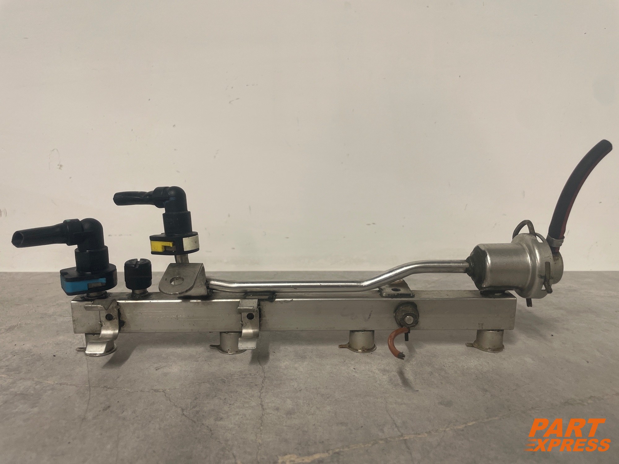  Einspritzleiste Kraftstoffverteiler B14NET Opel Astra J Insignia 1,4 55577580 – 2