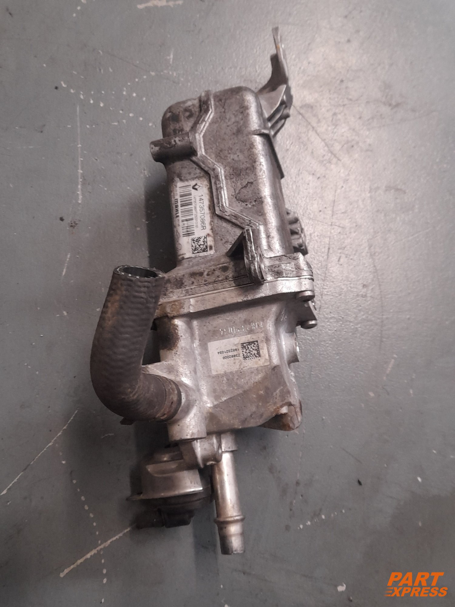 EGR Abgaskühler Abgasrückführungsventil Renault 1.6 DCI Trafic III 231009096R – 2