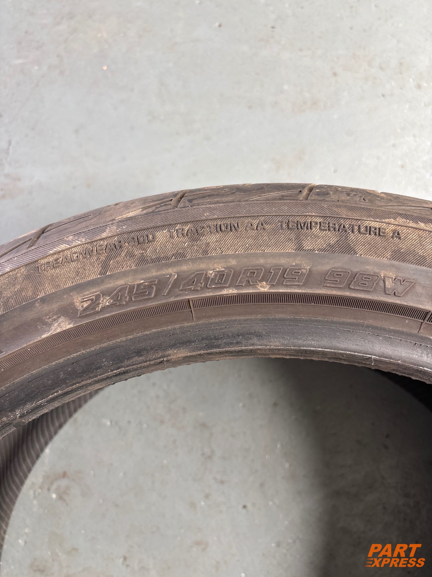 Reifen Yokohama Advan Fleva Jaguar XF X250 245/40 R19 98W 5mm – 4