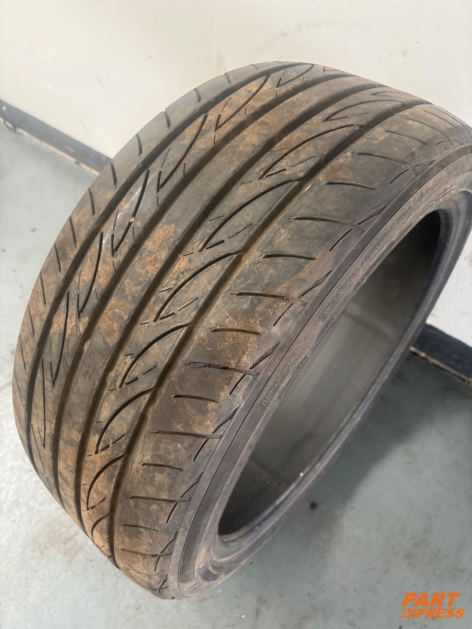 Reifen Yokohama Advan Fleva Jaguar XF X250 245/40 R19 98W 4mm – 3