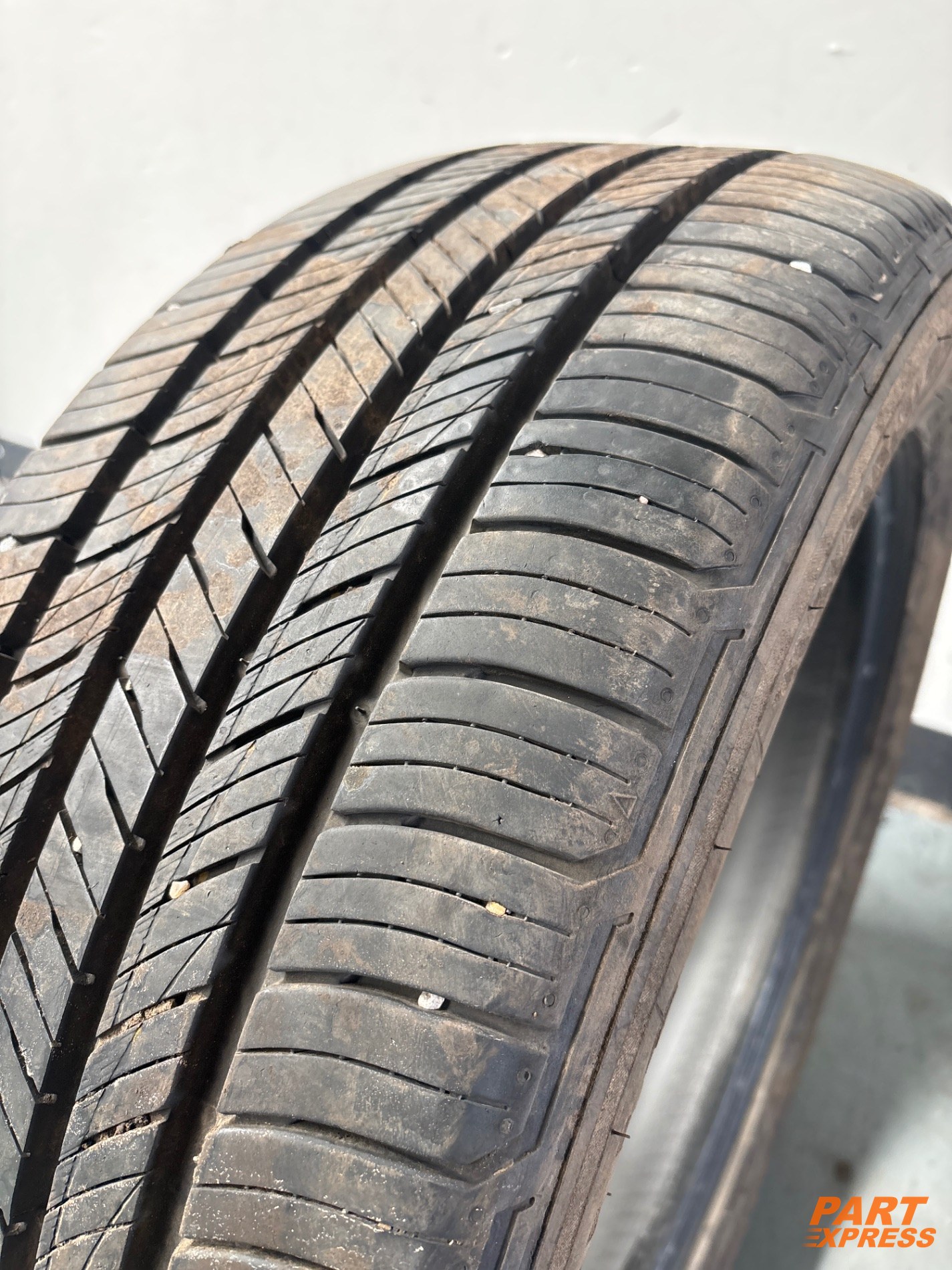Reifen Hankook Ventus Prime 225/45 R18 98V 5mm – 3