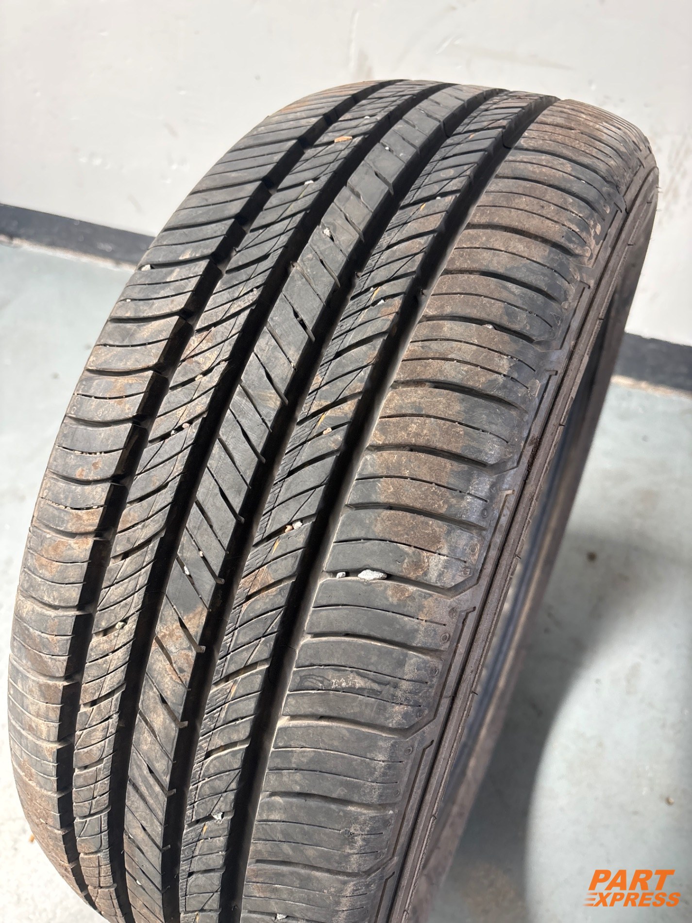 Reifen Hankook Ventus Prime 225/45 R18 98V 5mm – 3