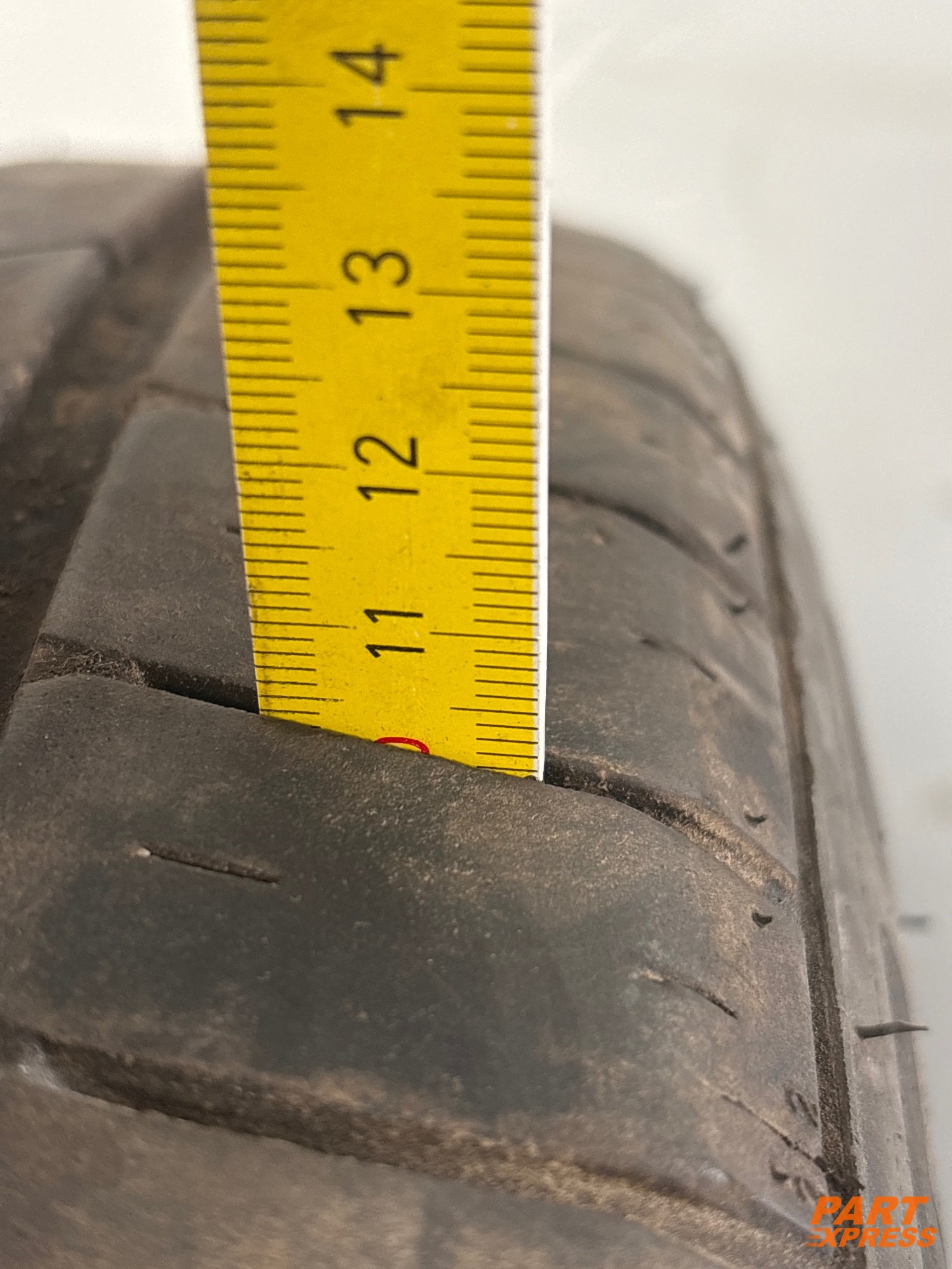 Reifen Tracmax X-Privilo 215/45 R16 90V 4mm – 7
