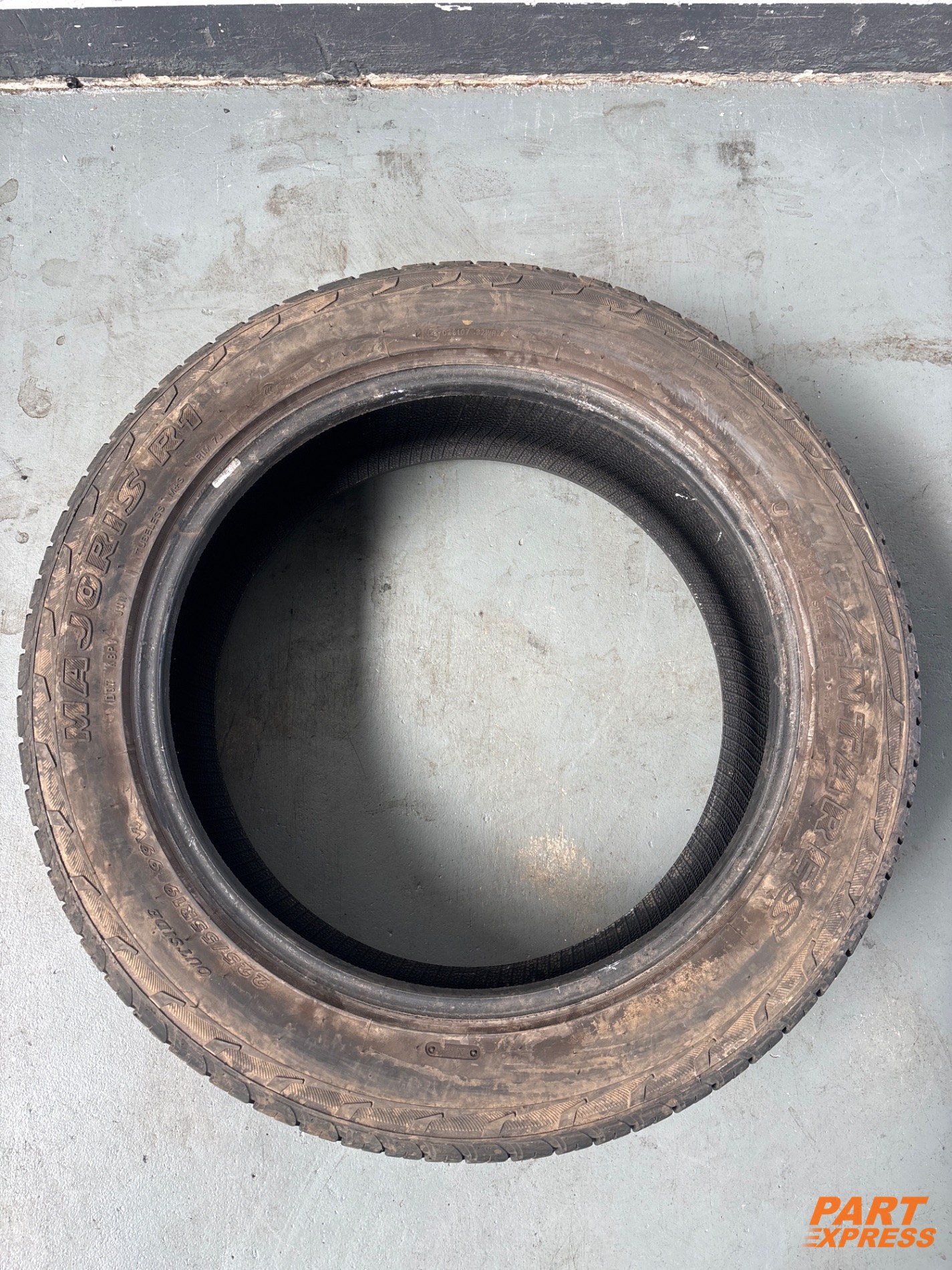 Reifen Antares Majoris R1 225/55 R19 99V 5mm