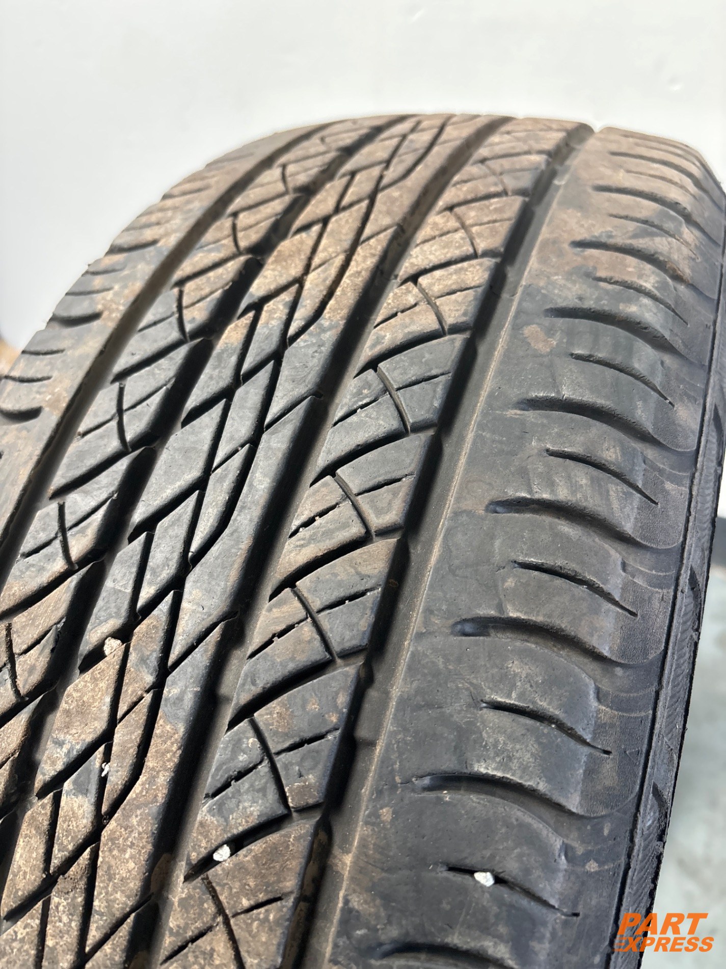 Reifen Antares Majoris R1 225/55 R19 99V 5mm – 3