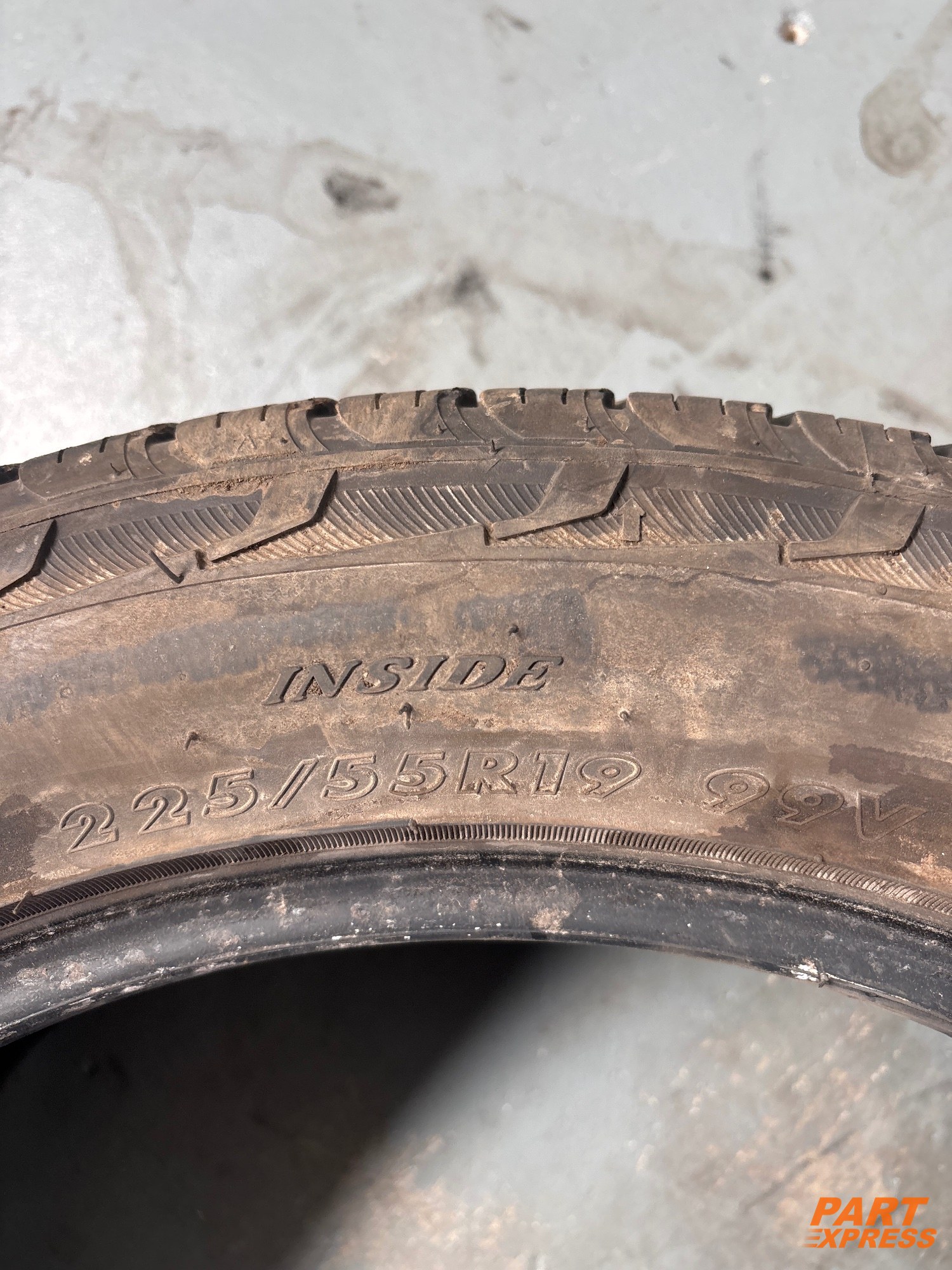 Reifen Antares Majoris R1 225/55 R19 99V 5mm – 4