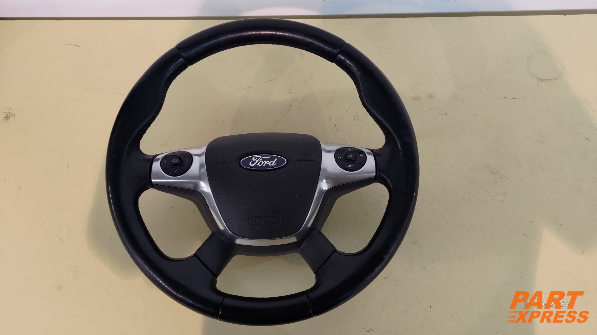 Lenkrad komplett vorne links Ford Focus MK3 III Silber Polar Silber Met 2010 -