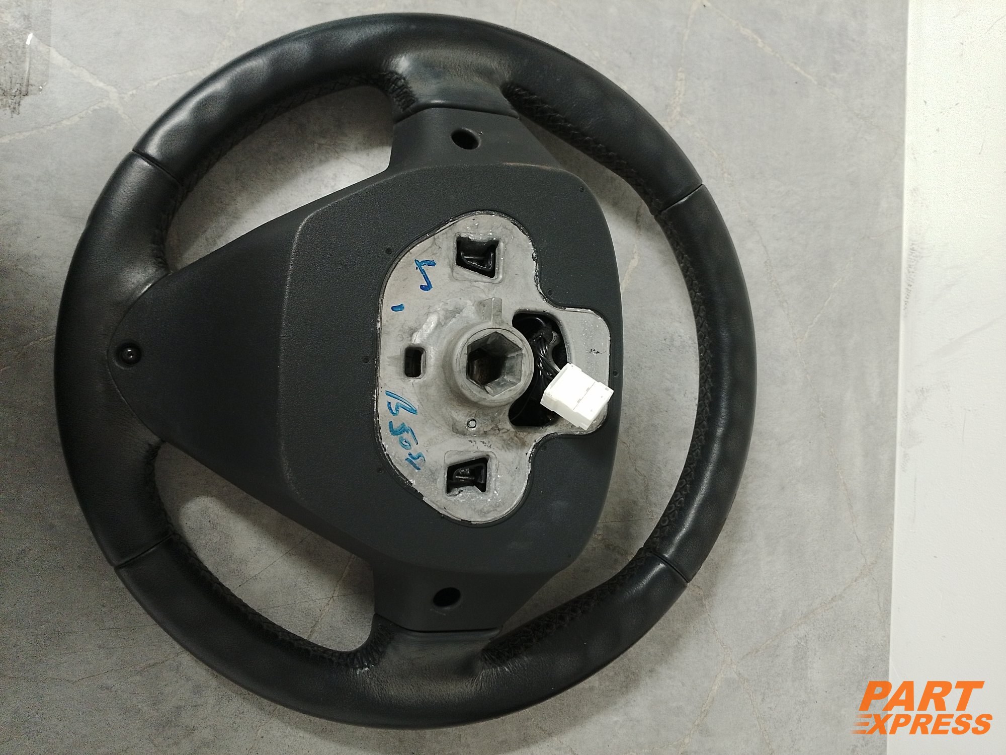 Lenkrad komplett Ford EcoSport  Titanium 2013 - 2022 – 4
