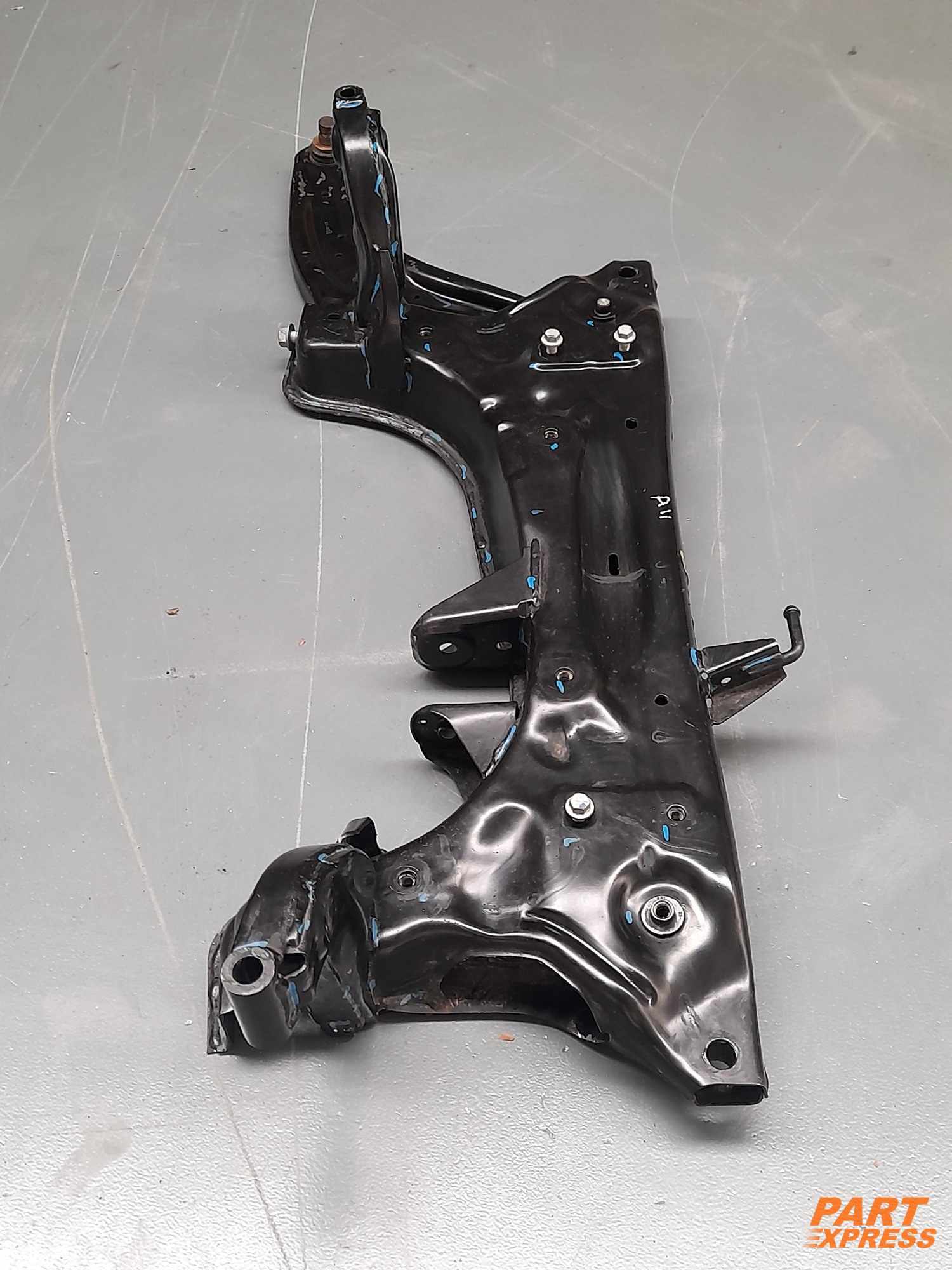 Achsträger vorne Ford Puma Titanium J2k Mk2 ab 2019  35039623 – 3