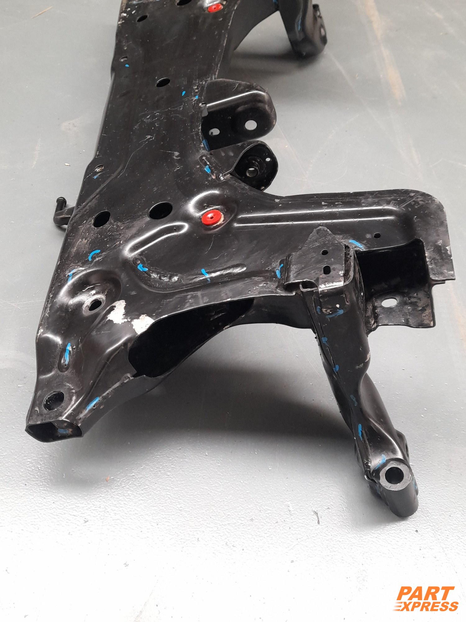 Achsträger vorne Ford Puma Titanium J2k Mk2 ab 2019  35039623 – 6