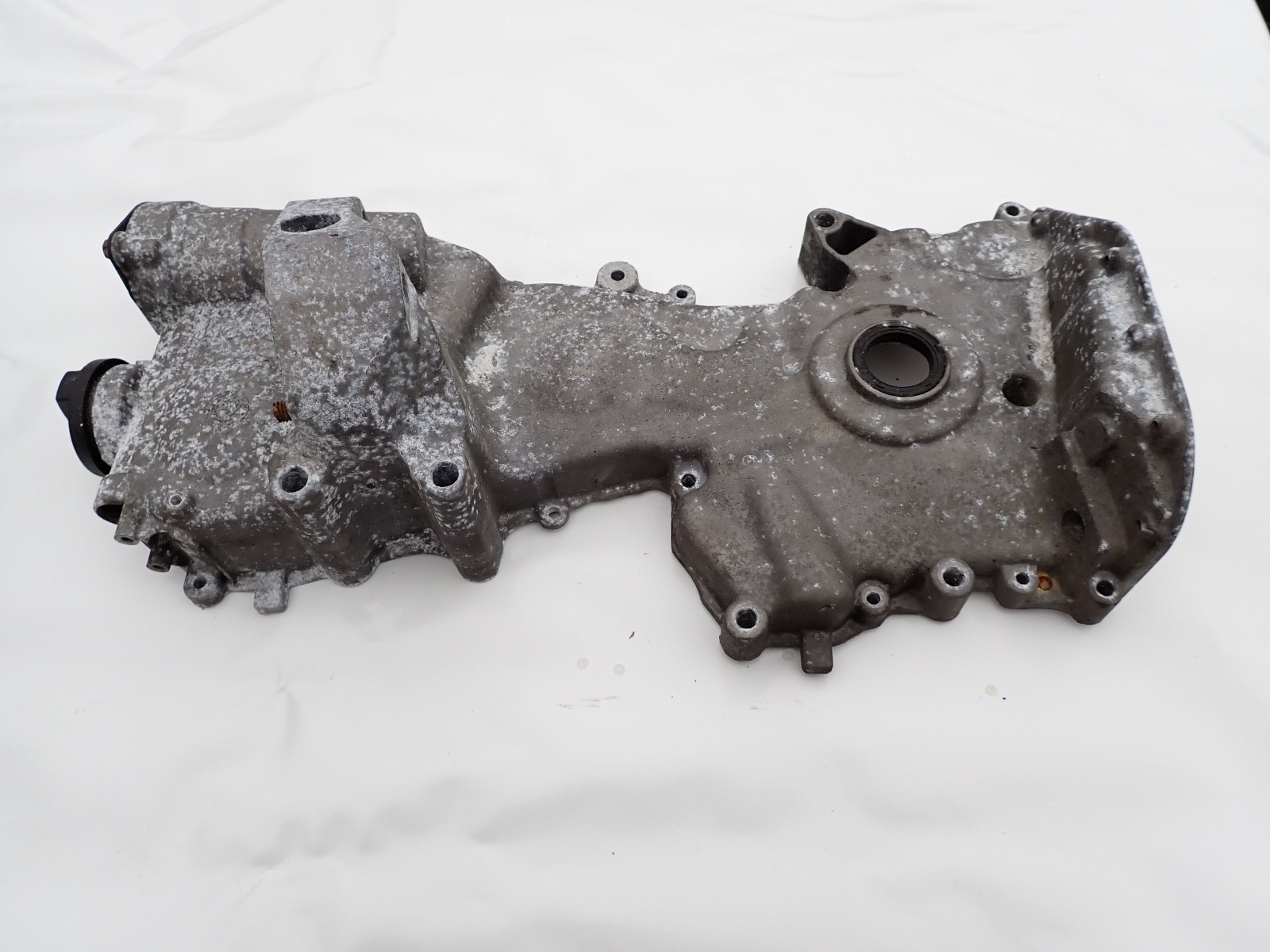 Stirndeckel 1,2i Skoda Fabia VW Polo V Seat Ibiza IV 44KW CGP 2009- 03E109211P