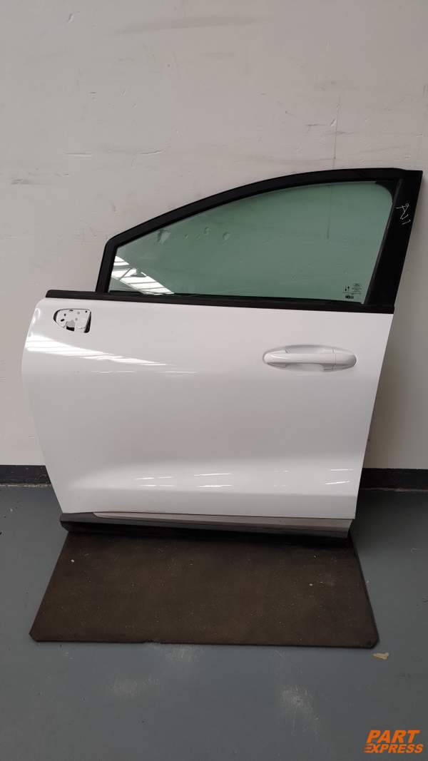 Tür komplett vorne links Ford Puma Titanium J2k Mk2 Weiß Frost Weiß ab 2019