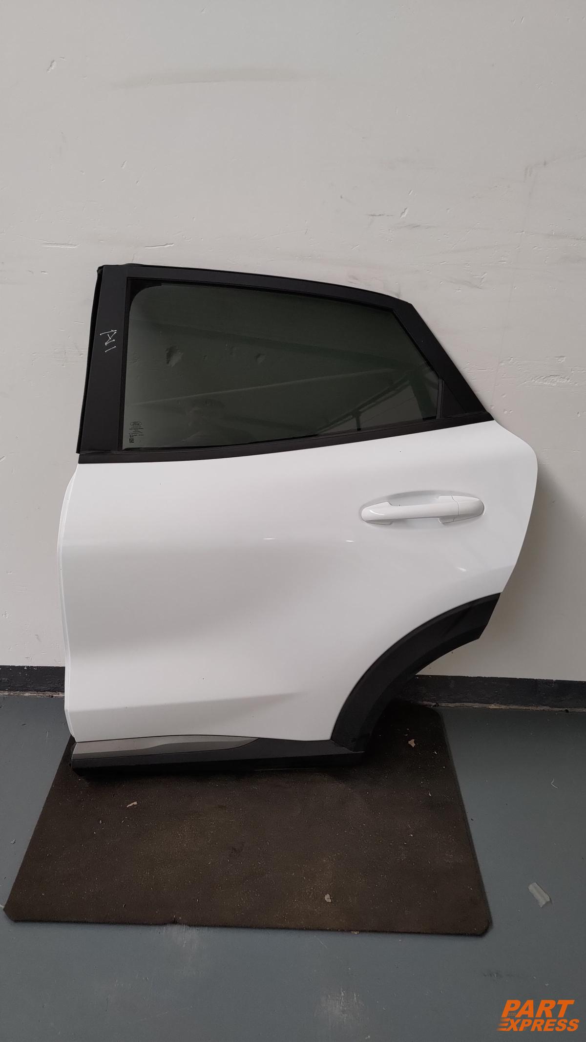 Tür komplett hinten links Ford Puma Titanium J2k Mk2 Weiß Frost Weiß ab 2019