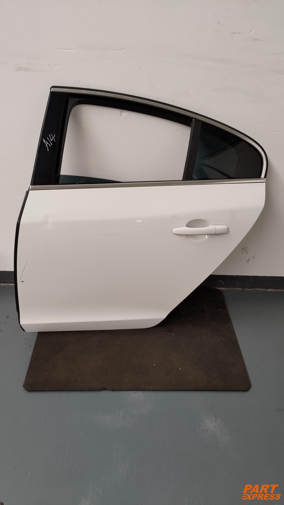 Tür komplett hinten links Volvo S60 II Weiß 614 Ice White Solid 2010 - 2018
