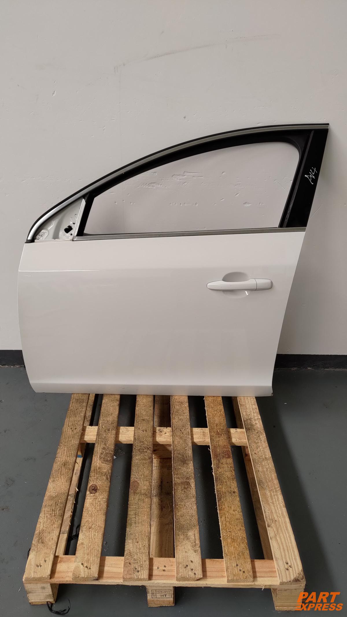 Tür komplett vorne links Volvo S60 II Weiß 614 Ice White Solid 2010 - 2018