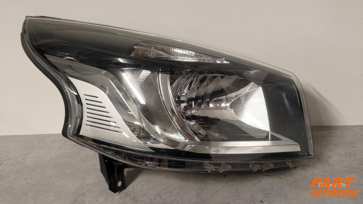 Faro Anteriore Destro Renault Trafic Minibus X82 dal 2014