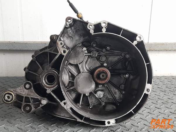 Schaltgetriebe 6 Gang 63TKM Ford Focus III 1,0 RMCV6R-7002-PE CV6R7002PE