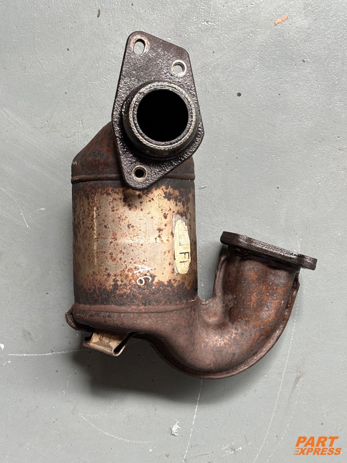 Catalyseur Renault 1.6 DCI R9M450 Trafic III Opel Vivaro B 8200566701