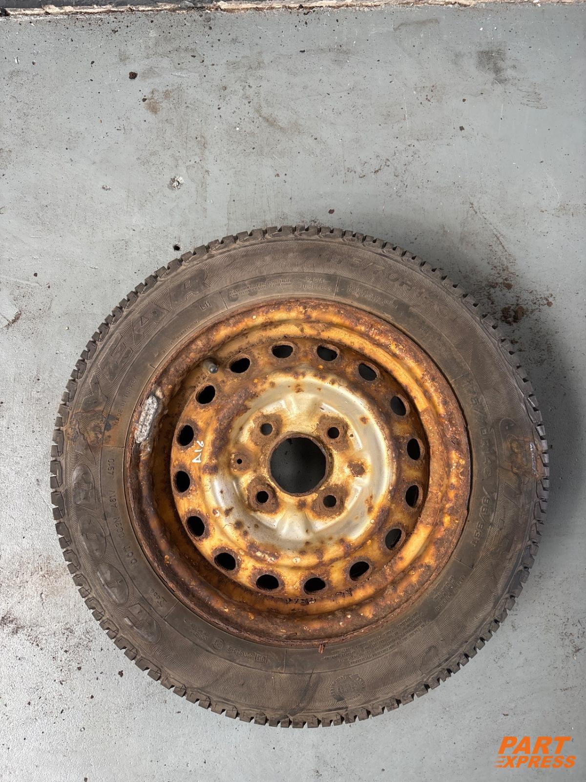 Komplettrad Nissan NV200 175/70 R14 ab 2014 Profil wie neu