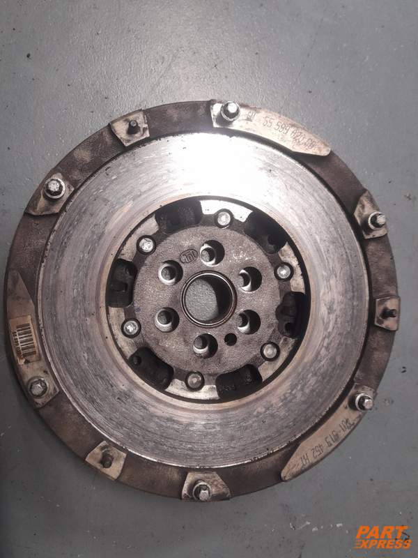 Schwungrad komplett 84tkm Opel Astra J Insignia Mokka Corsa 1,4 55599020CB