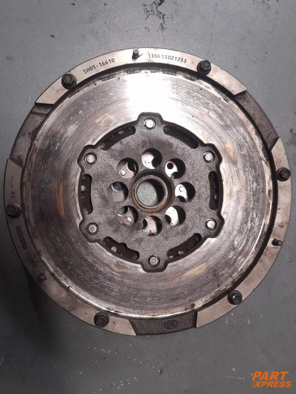 Schwungrad 6 Gang 4x4 Mazda 6 CX-5 2,2D 88TKM 110KW SH01-16610